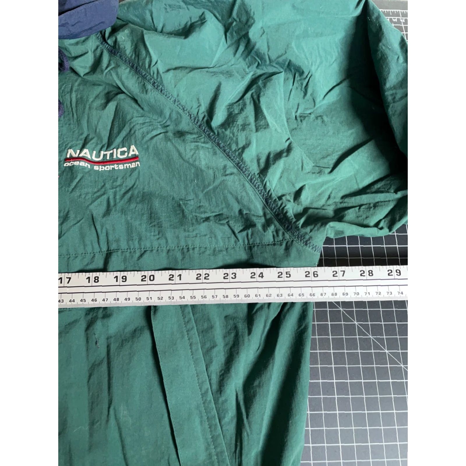 Nautica VINTAGE Nautica Windbreaker Jacket Mens Large Green Nylon Hooded Zip Up - Lightweight, Pockets, Retro Nautical Style Mens Size US L / EU 52-54 / 3 - 5 Thumbnail