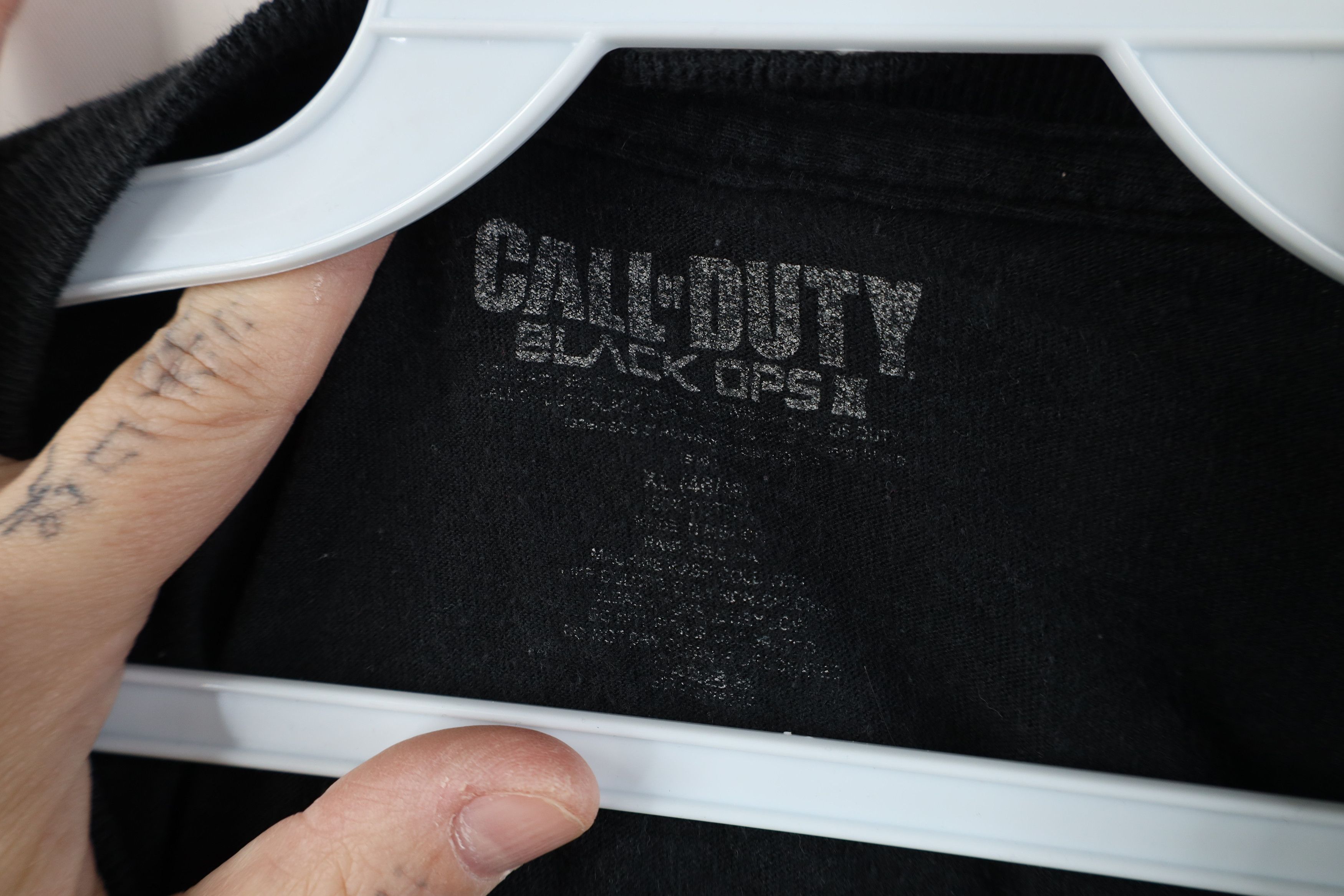 Vintage Vintage Y2K Call of Duty Black Ops III Video Game T-Shirt Size US XL / EU 56 / 4 - 9 Thumbnail