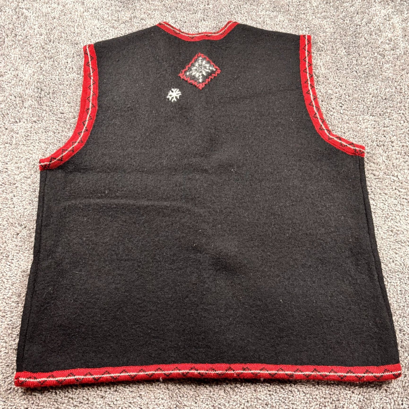 Vintage Woolrich Cardigan Sweater Womens L Black Wool Snowflake Vintage Holiday Winter Christmas Fair Isle Knit Round Neck Long Sleeve Regular Fit Size L / US 10 / IT 46 - 5 Thumbnail