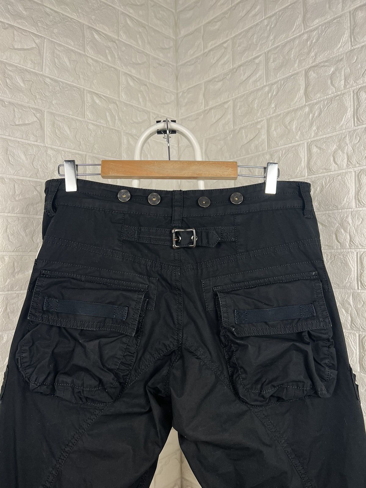 Yasuyuki Ishii Yasuyuki Ishii Bondage Cargo Pants Size US 35 - 11 Thumbnail