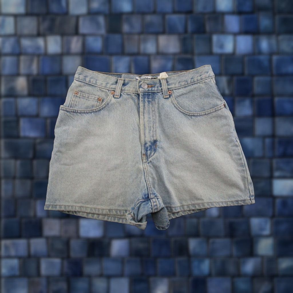 Gap VINTAGE Gap Denim Blue 90s Classic Fit Mom Shorts Women's Size 10 Jeans 5-Pocket Womens Boys Girls Mens Size 32" / US 10 / IT 46 - 1 Thumbnail