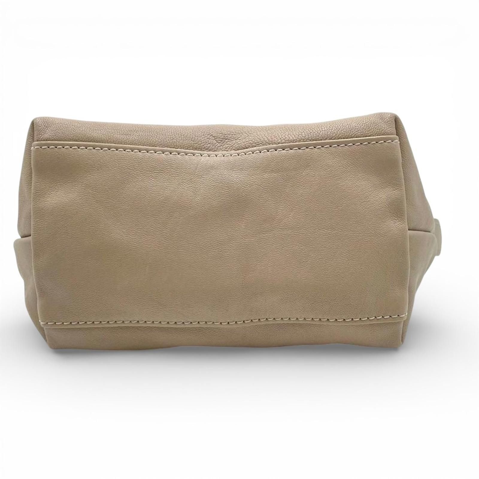 Longchamp Longchamp - Beige Leather Mini Tote Bag with Chain Strap Size ONE SIZE - 8 Thumbnail