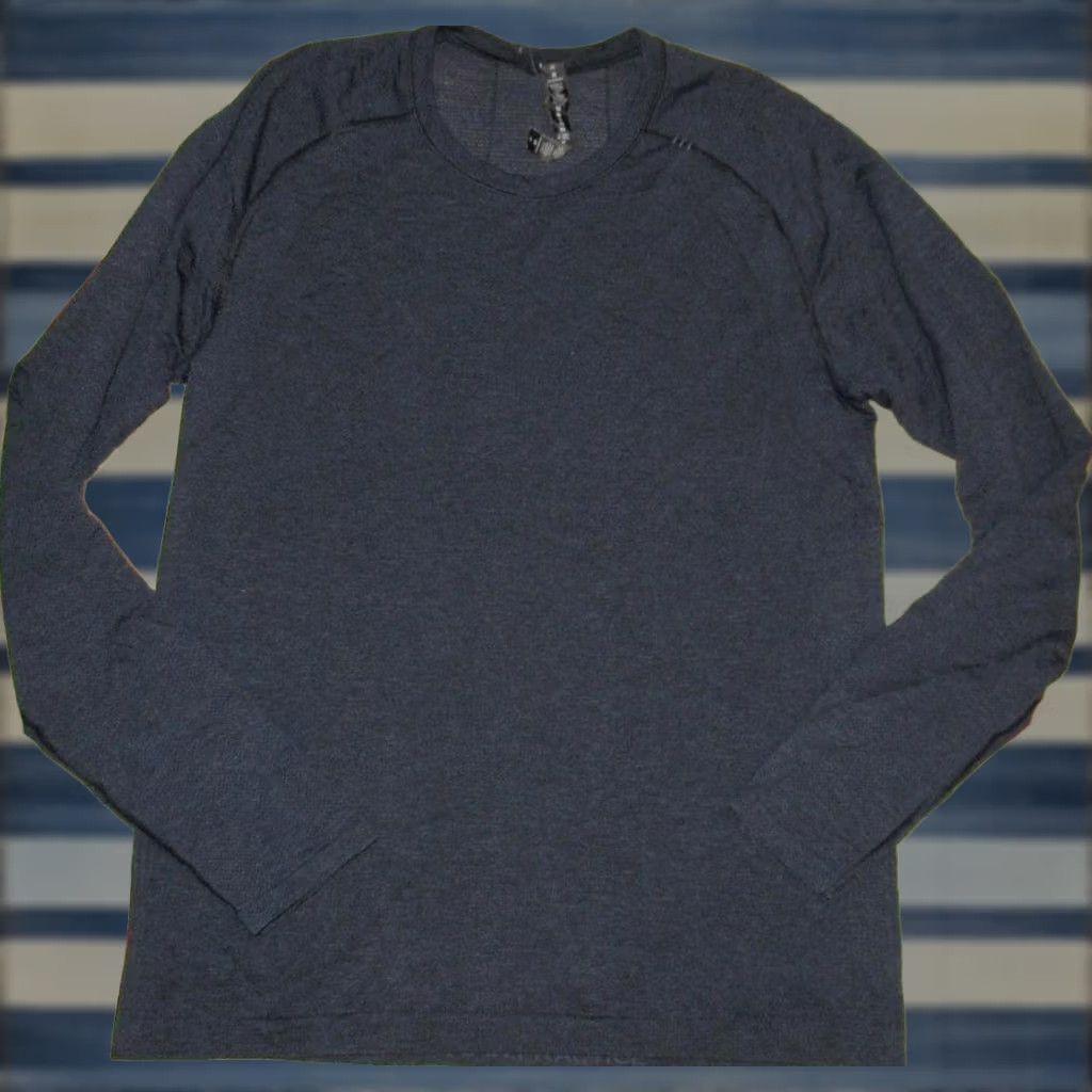 Lululemon LULULEMON Navy Blue Long Sleeve Metal Tech T Shirt Medium Mens Size US M / EU 48-50 / 2 - 1 Thumbnail