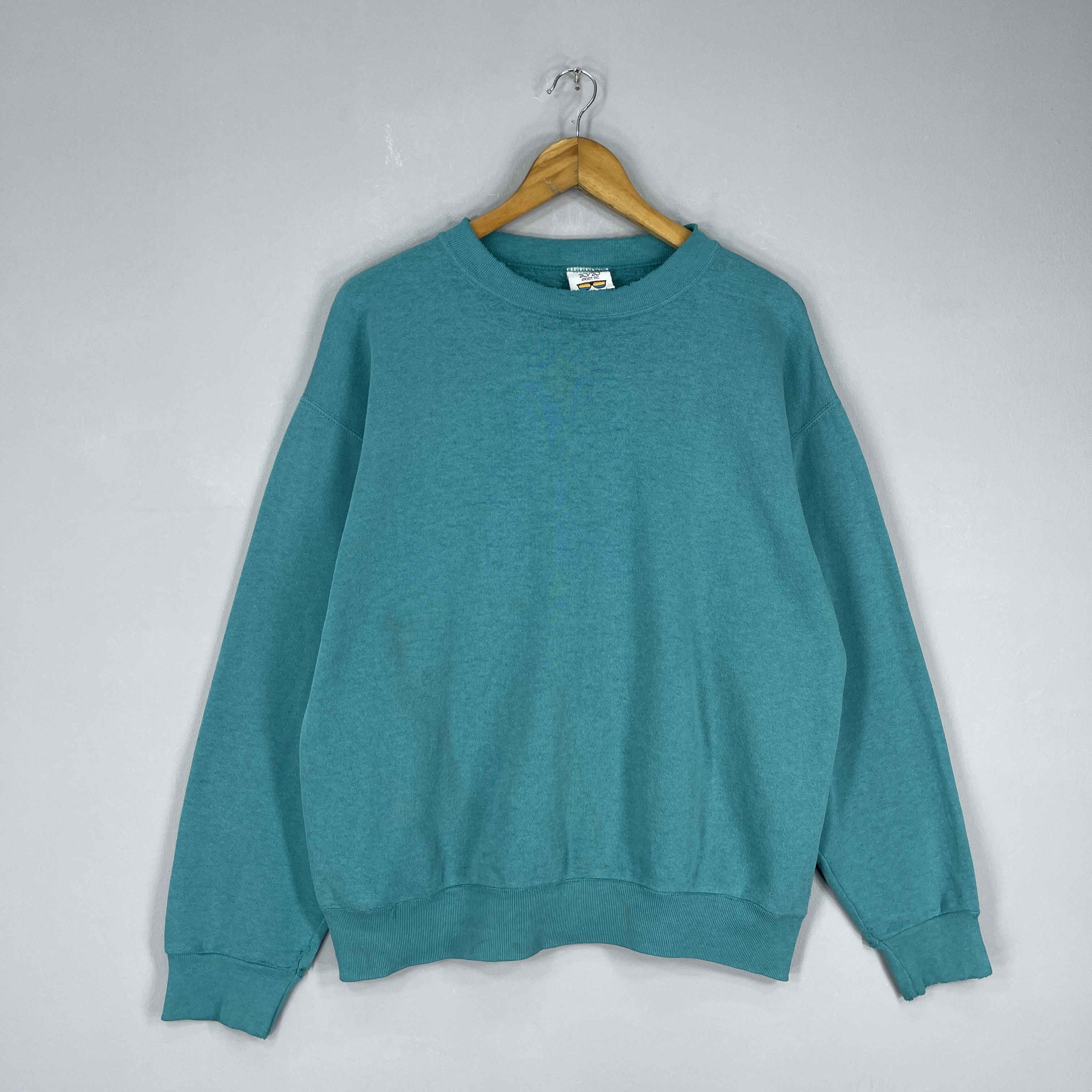 Vintage Vintage 1990s Plain Green Distressed Sweatshirt Made In Usa Size US L / EU 52-54 / 3 - 5 Thumbnail