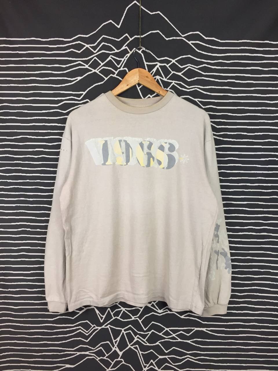 Vans × Vintage Vtg Vans Skateboards Spell Out Logo Longsleeve Tee Size US L / EU 52-54 / 3 - 1 Thumbnail