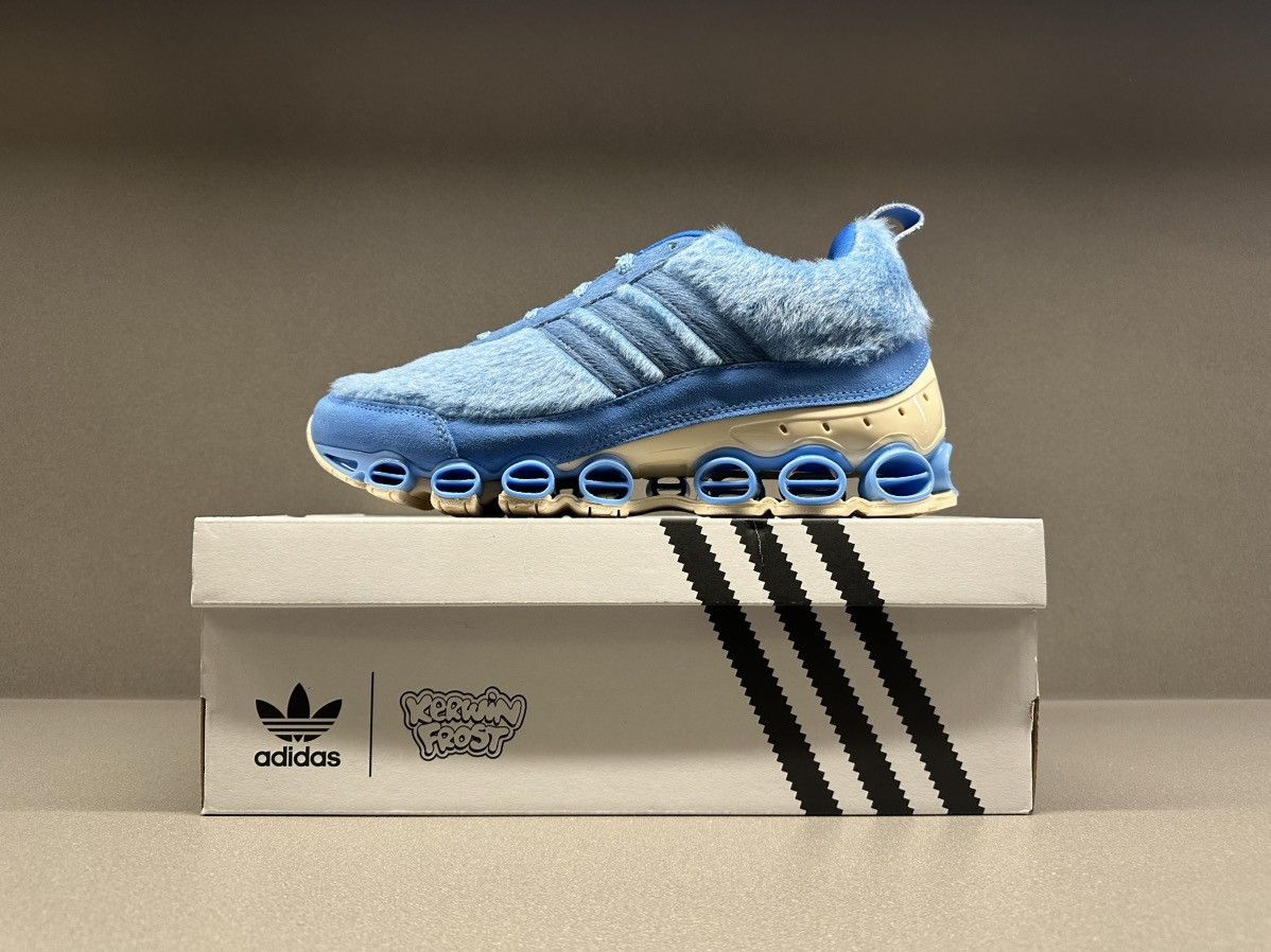 Adidas Adidas Microbounce T1 Kerwin Frost Bright Royal Size US 9 / EU 42 - 2 Thumbnail