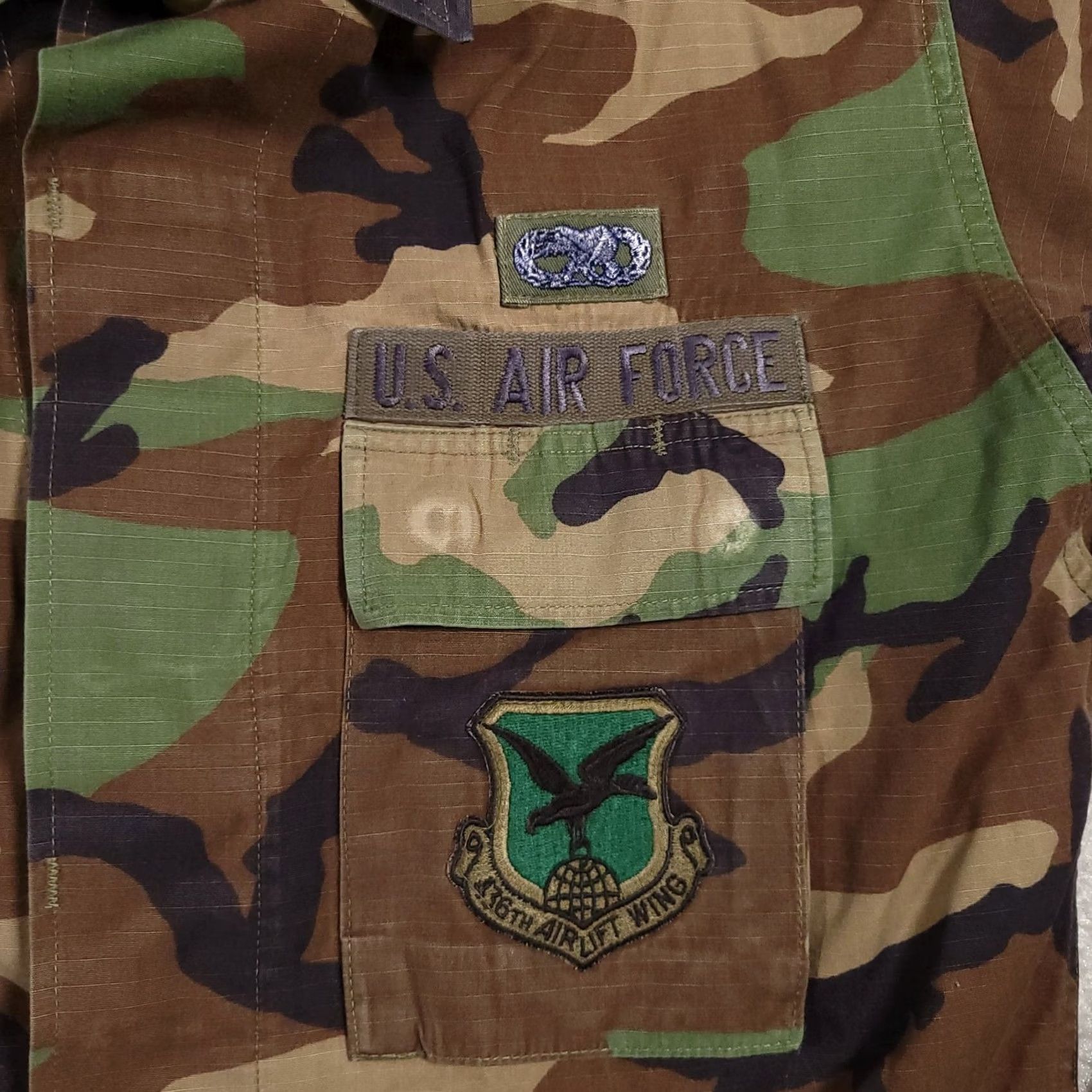 Vintage VINTAGE Air Force Jacket Mens M Long Camouflage 436th Airlift Wing Patch 90s USA Army Military Button Pockets Logo Embroidered Size US M / EU 48-50 / 2 - 5 Thumbnail