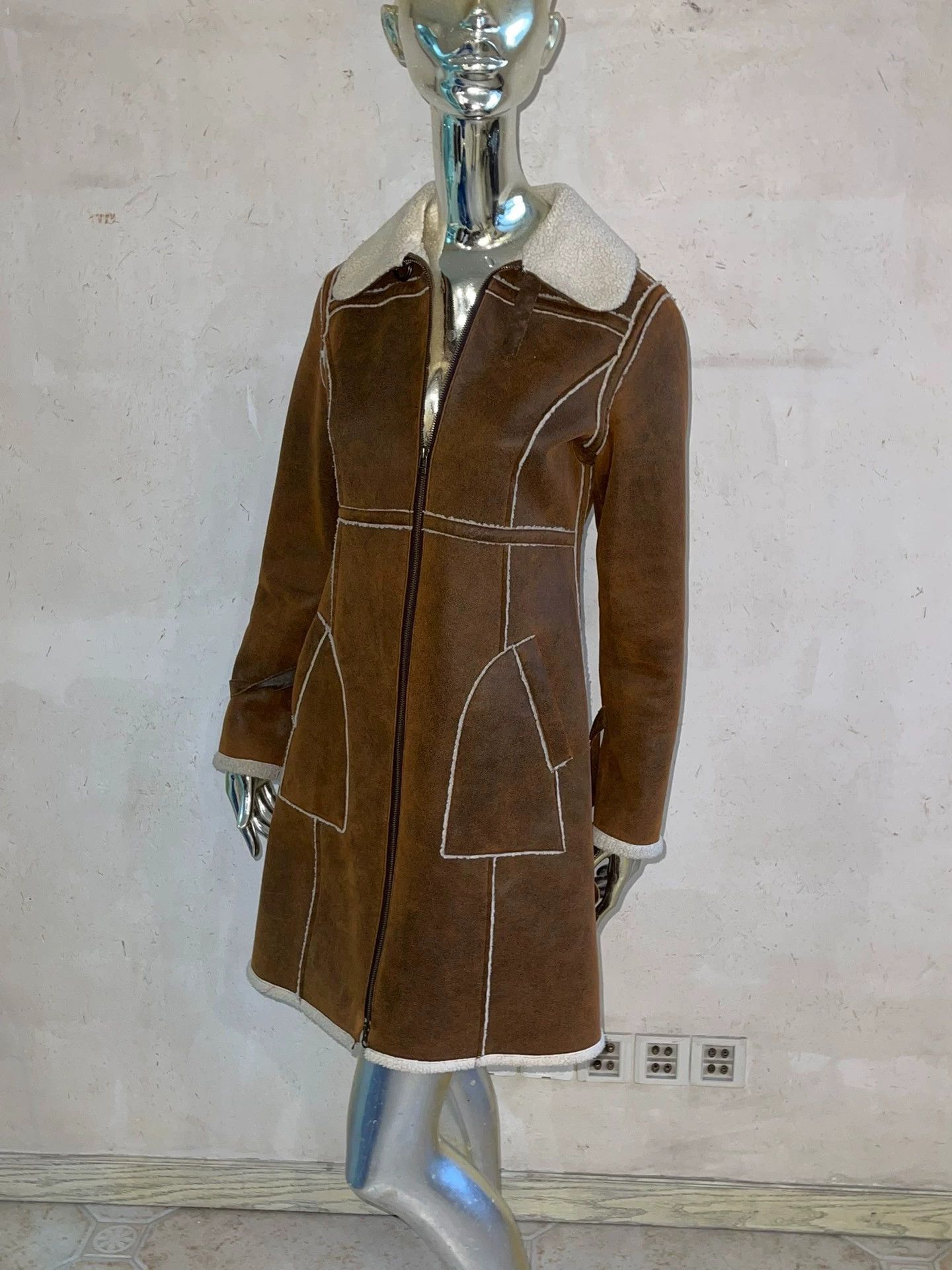 Jean Paul Gaultier JPG 90s Earth Logo Fur-Lined Leather Coat Size 40 Size S / US 4 / IT 40 - 2 Thumbnail