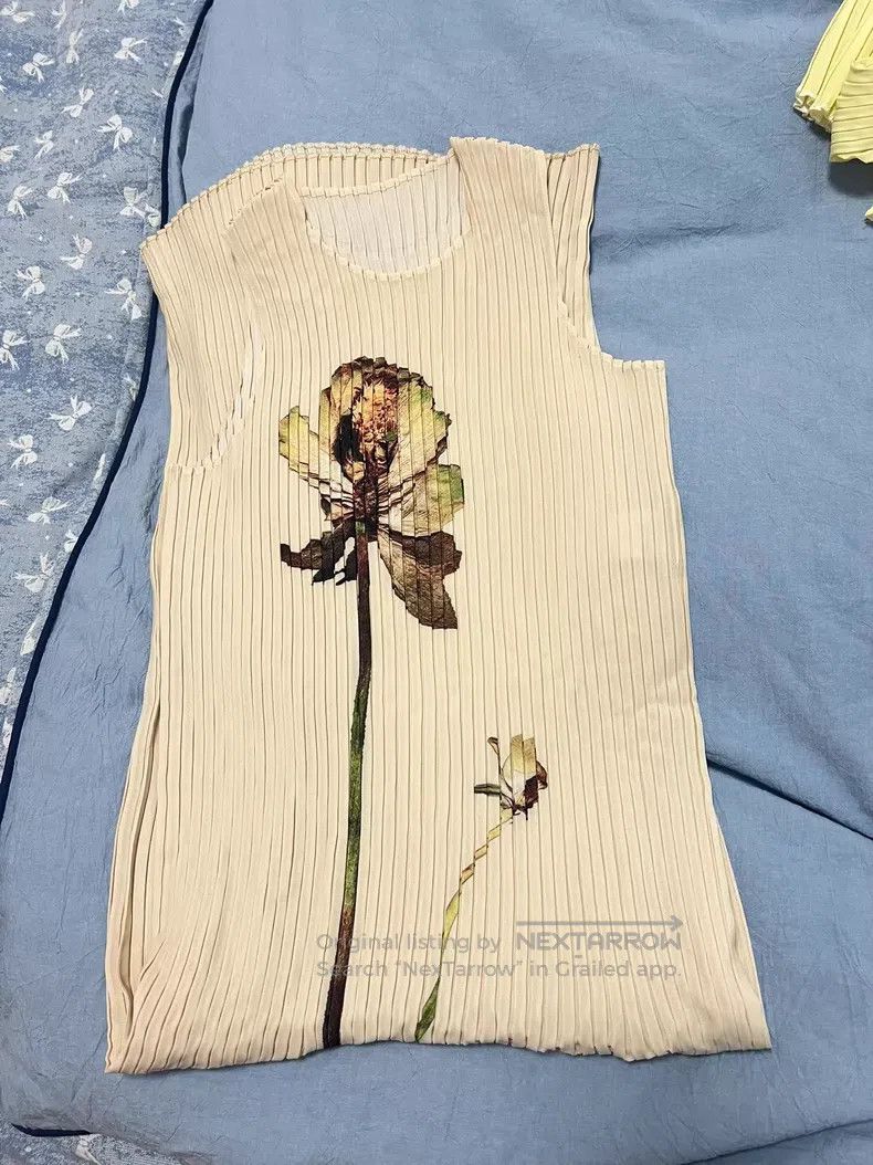 Issey Miyake Issey Miyake Beige Dress Size S / US 4 / IT 40 - 2 Thumbnail