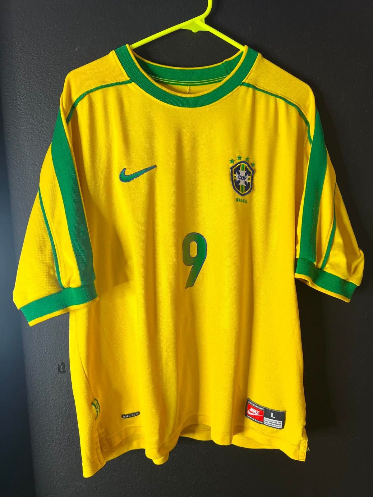 image of Nike x Vintage Brazil 1998 Jersey in Yellow, Men's (Size Large)