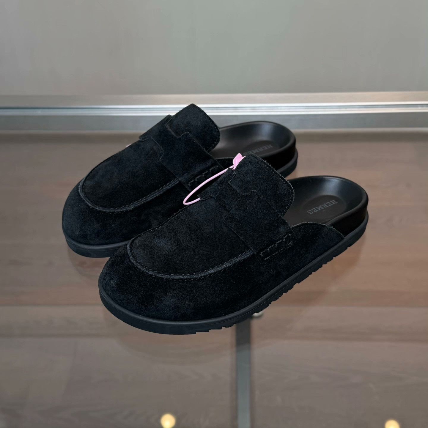 Hermes Hermes Black Sandals 38 Women Size US 7.5 / IT 37.5 - 1 Thumbnail