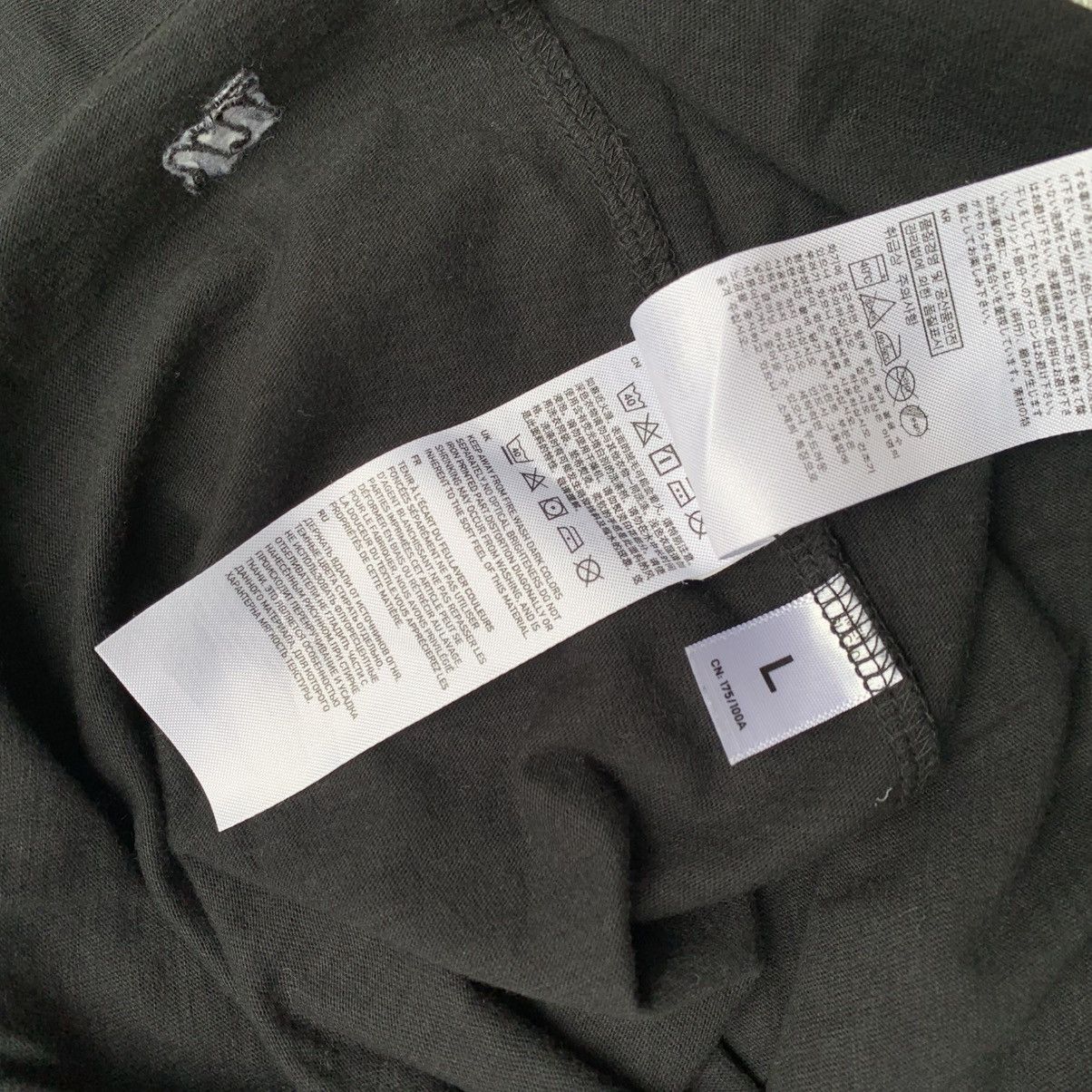 Undercover Uniqlo Undercover Skull💀Design Longsleeve Tshirt Size US L / EU 52-54 / 3 - 7 Thumbnail