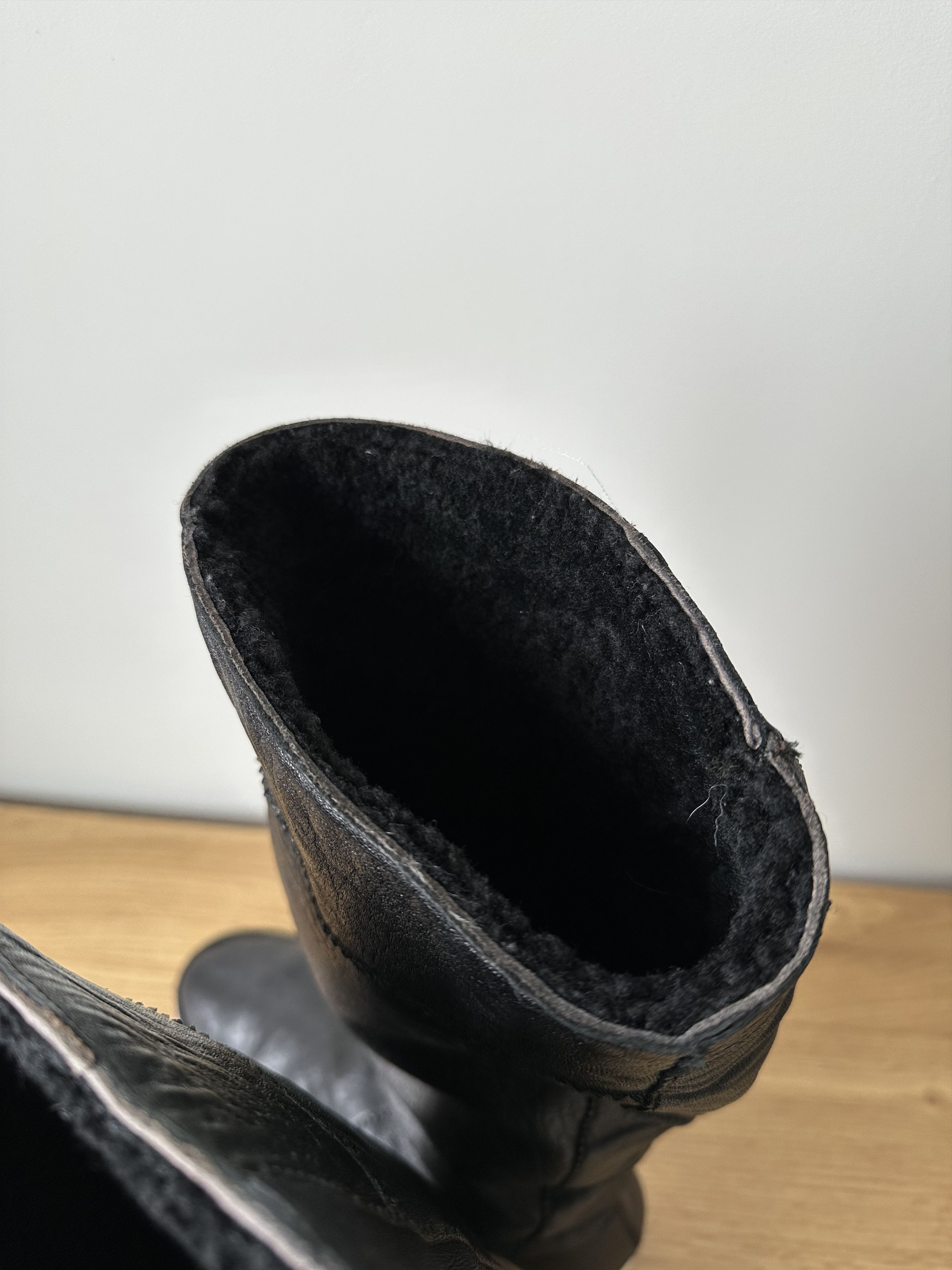 NAVYBOOT Navyboot Black Leather Shearling Tall Boots EU41 Size US 8 / EU 41 - 8 Thumbnail