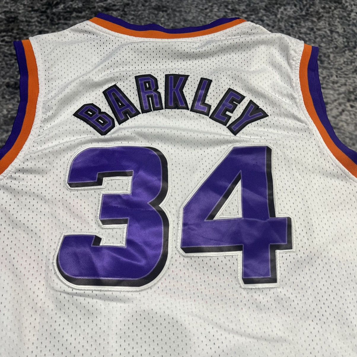 Adidas Vintage Charles Barkley #34 Phoenix Suns Throwback Jersey XL Size US XL / EU 56 / 4 - 6 Thumbnail