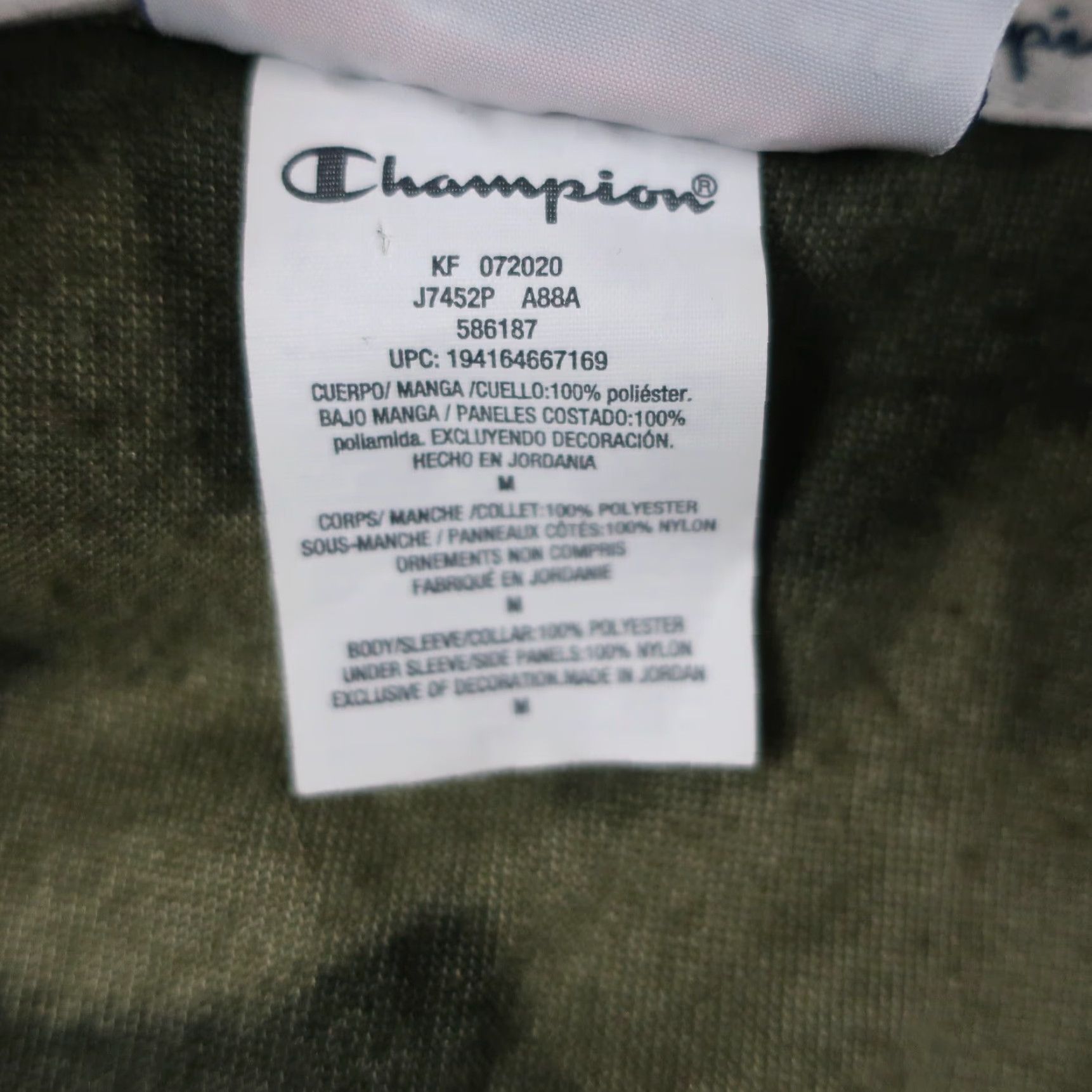 Champion VINTAGE Champion Fleece Sweater Mens Medium Green Woodland Camouflage Full Zip High Neck Size US M / EU 48-50 / 2 - 5 Thumbnail