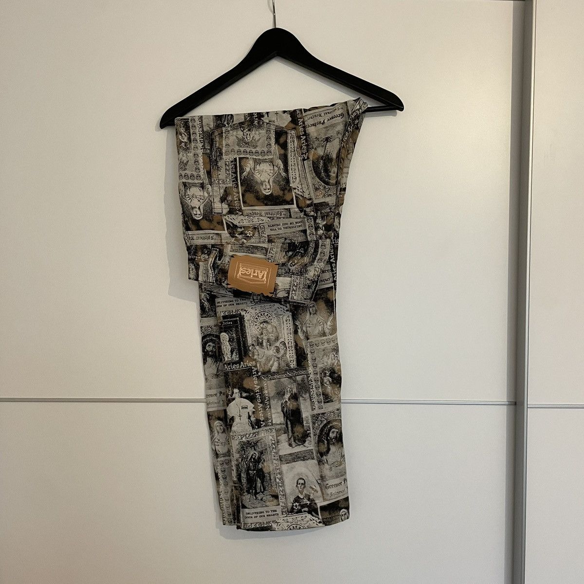 Aries Aries Jesus Pattern Jeans Size US 33 - 6 Thumbnail