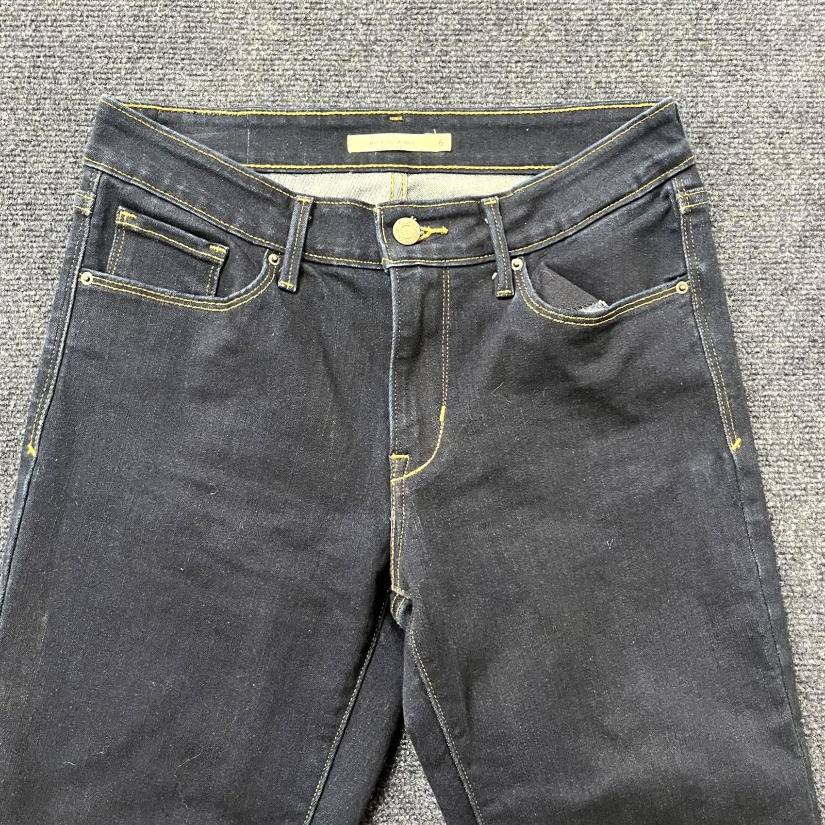 Levi's Levis Mid Rise Skinny Jeans Womens 6 Dark Wash Blue Denim Slim Pants Casual Size 28" / US 6 / IT 42 - 3 Thumbnail