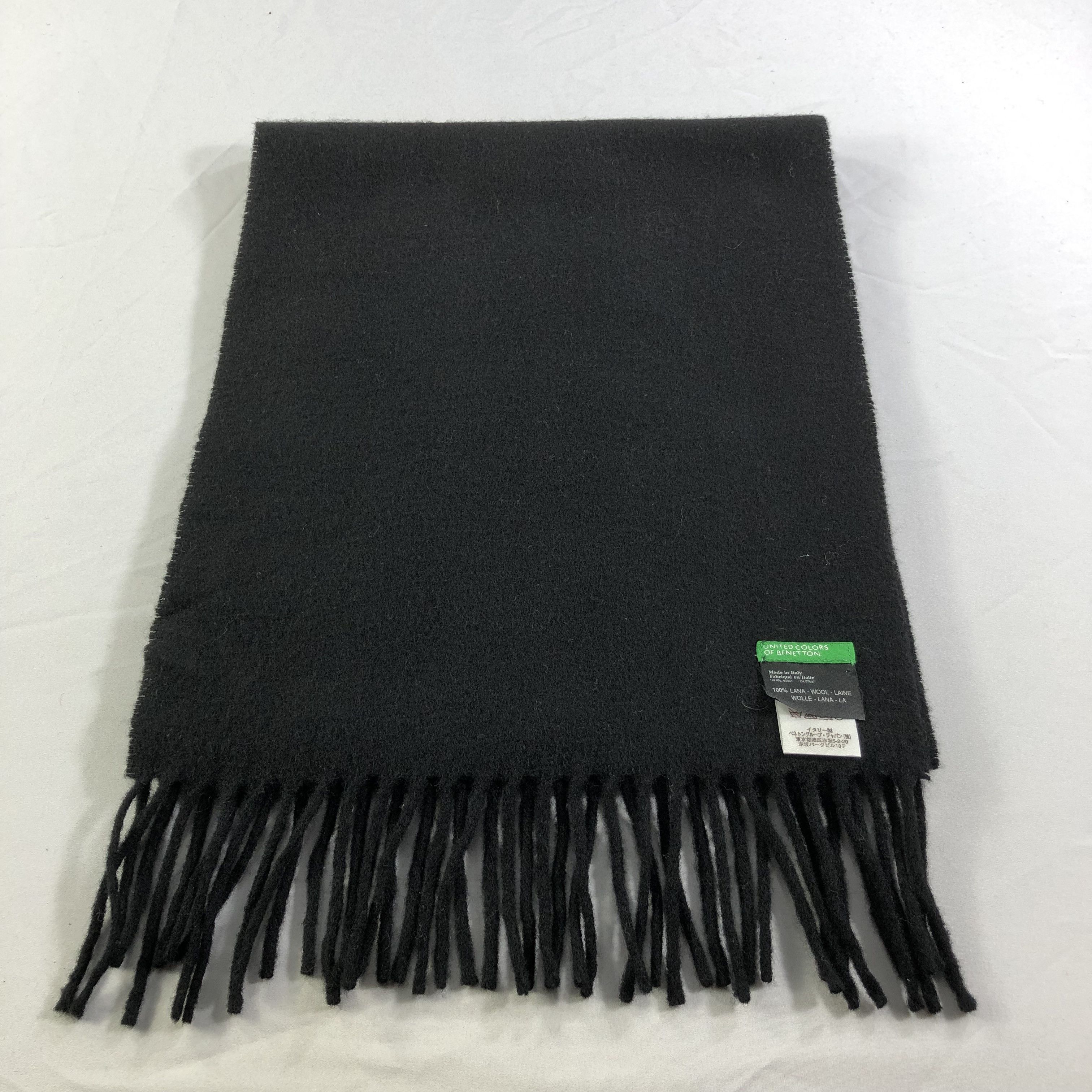 United Colors Of Benetton United Colors of Benetton Black Wool Scarf Muffler V1375 Size ONE SIZE - 2 Thumbnail