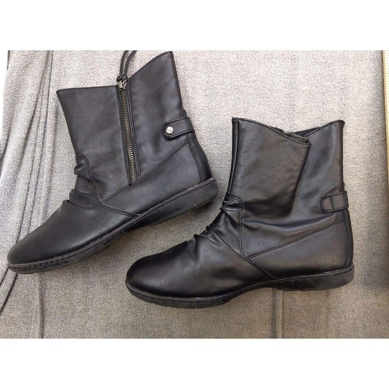 Vintage Sporto Mila Snow Boots Womens Size 10 42 Black Faux Leather Mid Calf Zip Winter Casual Shoes Boots Size US 10 / IT 40 - 2 Thumbnail