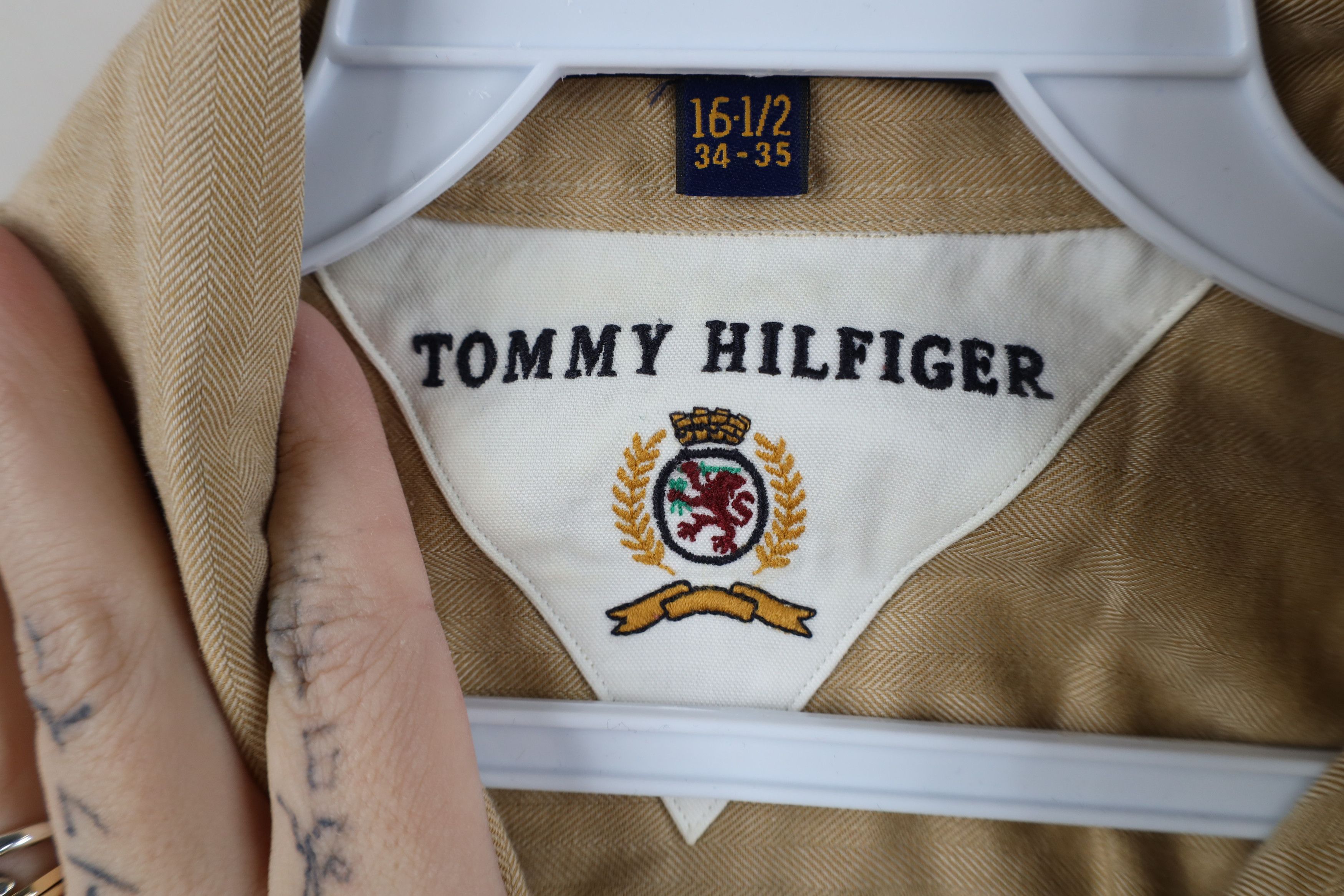 Tommy Hilfiger Vintage 90s Tommy Hilfiger Herringbone Button Down Shirt Size US M / EU 48-50 / 2 - 8 Thumbnail