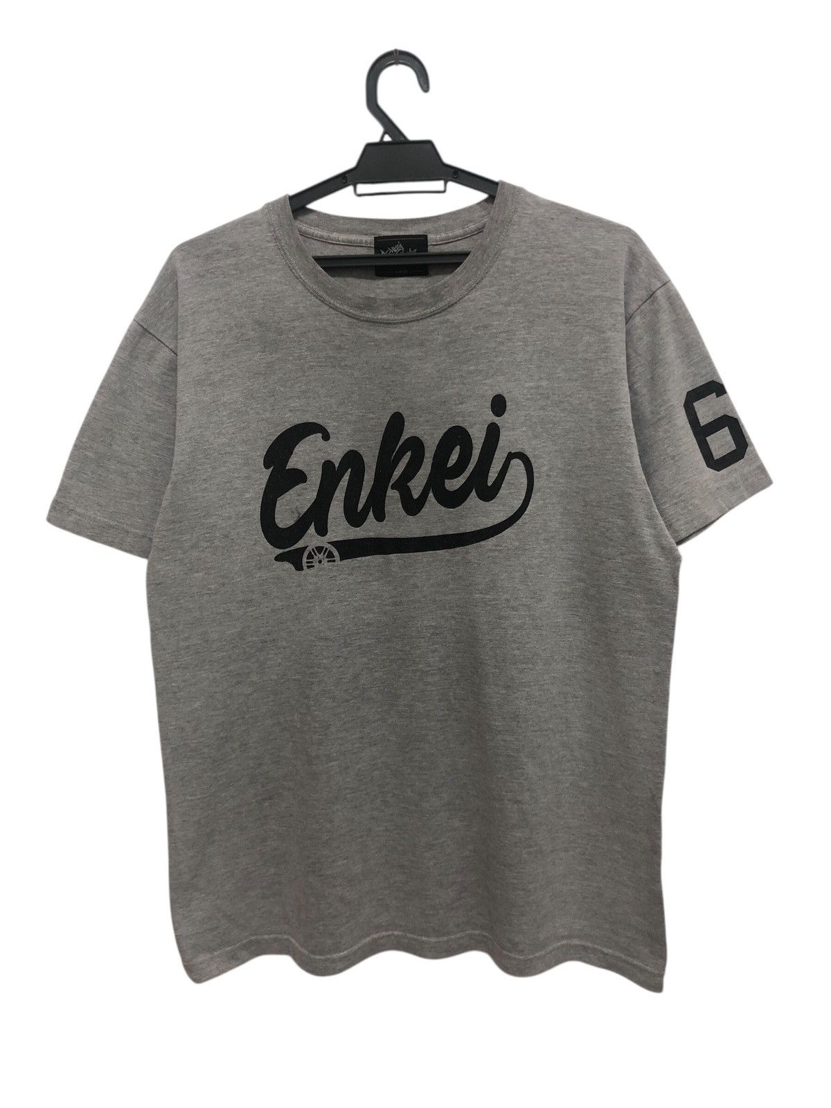Japanese Brand × Sports Specialties ENKEI RPF1 #67 RACING PERFORMANCE WHEELS JDM STYLE PROMO TEE Size US L / EU 52-54 / 3 - 1 Thumbnail