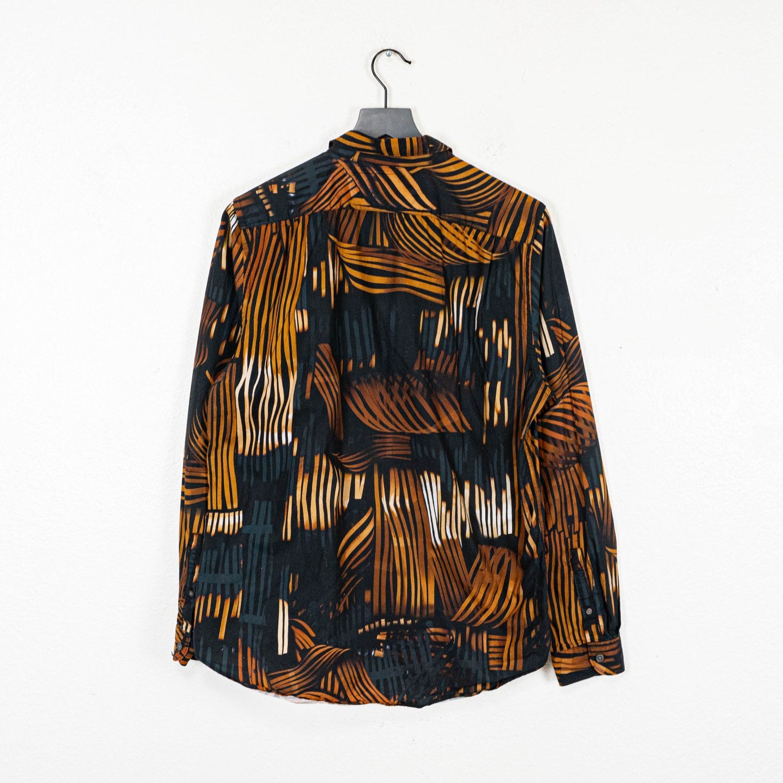 Paul Smith Paul Smith Tailored Striped Waves Button up Shirt Brown L Size US L / EU 52-54 / 3 - 3 Thumbnail
