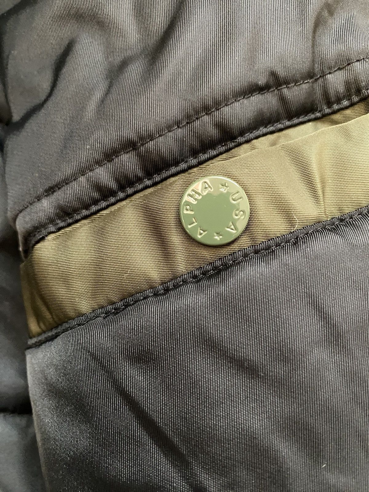 Alpha Industries Alpha Industries MA-1 Men's Bomber Jacket in Sage Green Size US L / EU 52-54 / 3 - 13 Thumbnail