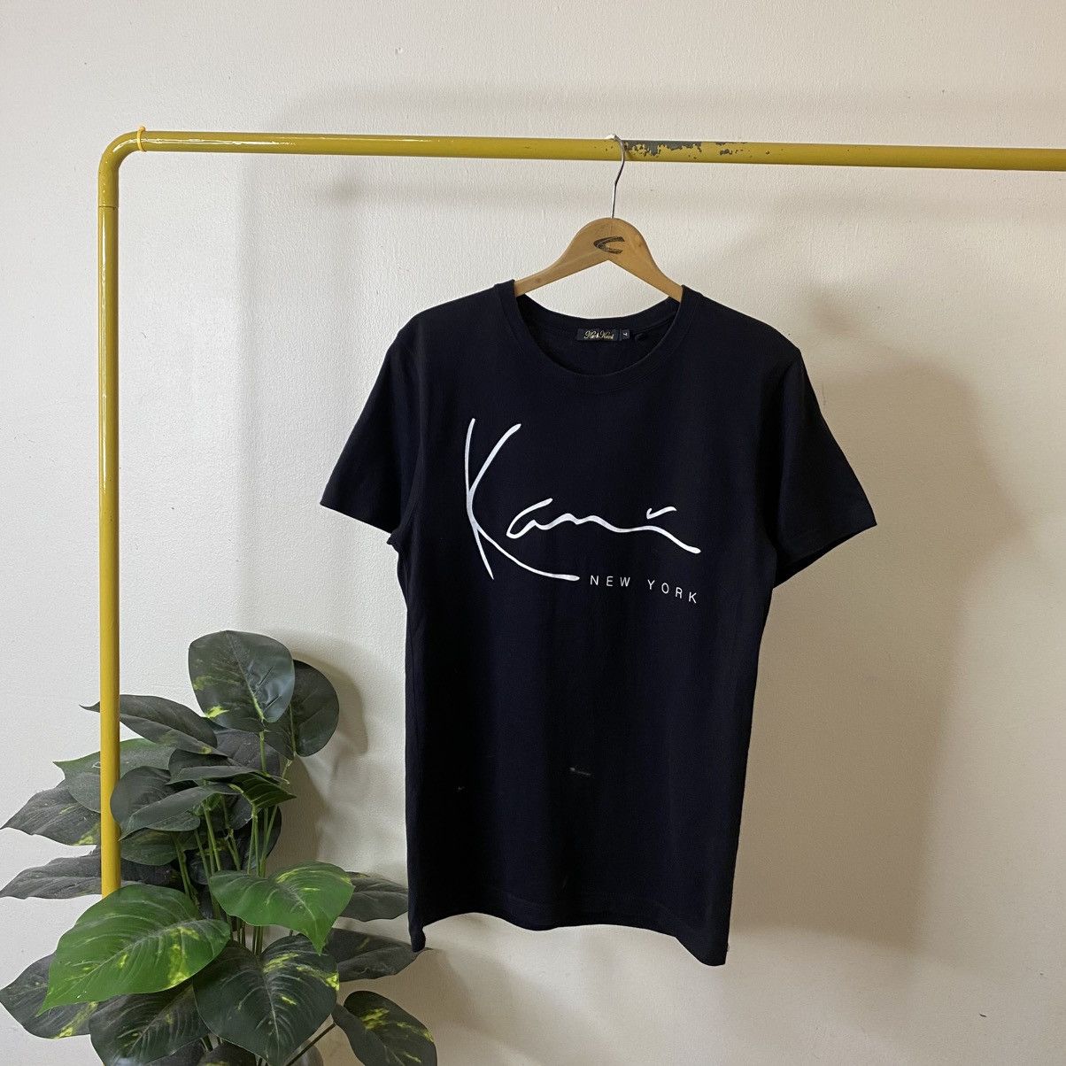 Karl Kani Vintage Y2K Karl Kani New York Hip Hop T Shirt Size US S / EU 44-46 / 1 - 1 Thumbnail