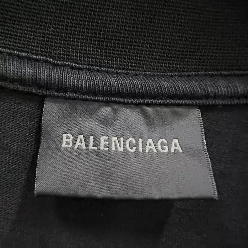 Balenciaga Balenciaga Black back rhinestone logo short sleeve Size US S / EU 44-46 / 1 - 3 Thumbnail