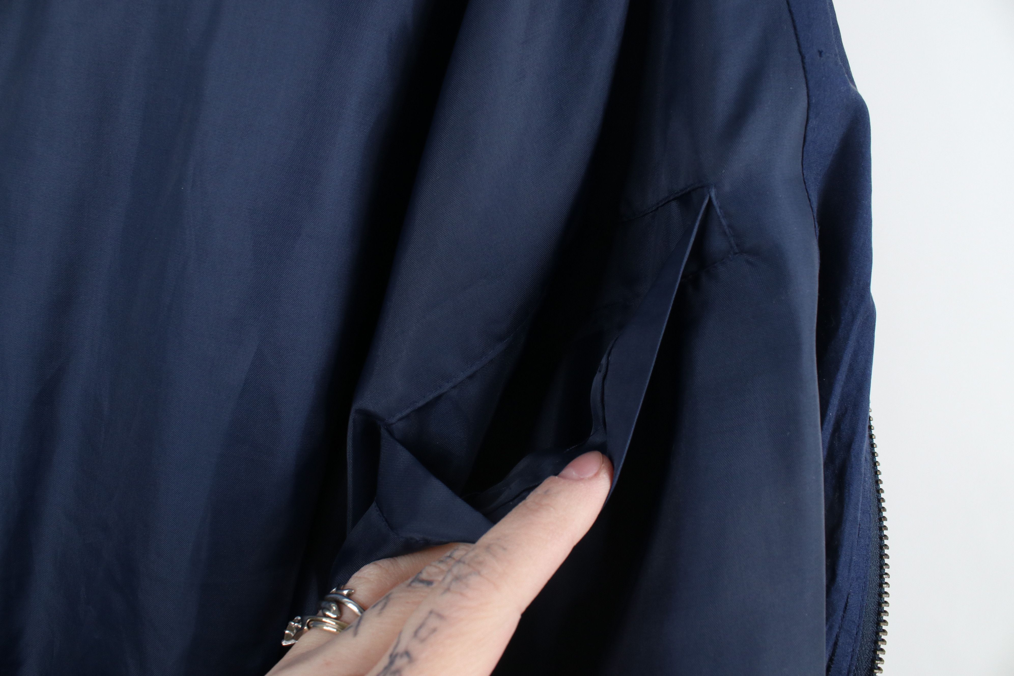 Vintage Vintage 90s Streetwear Silk Full Zip Bomber Jacket Navy Blue Size US L / EU 52-54 / 3 - 12 Thumbnail