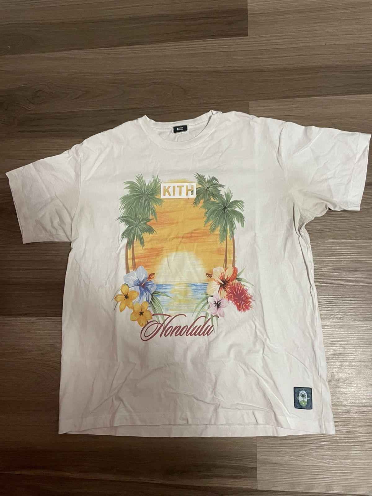 ★新品★KITH★ KITH HAWAII 限定★Lサイズ★ビンテージT★ Kith Hawaii Exclusive Sold Out Hawaii Vintage T Shirt Size