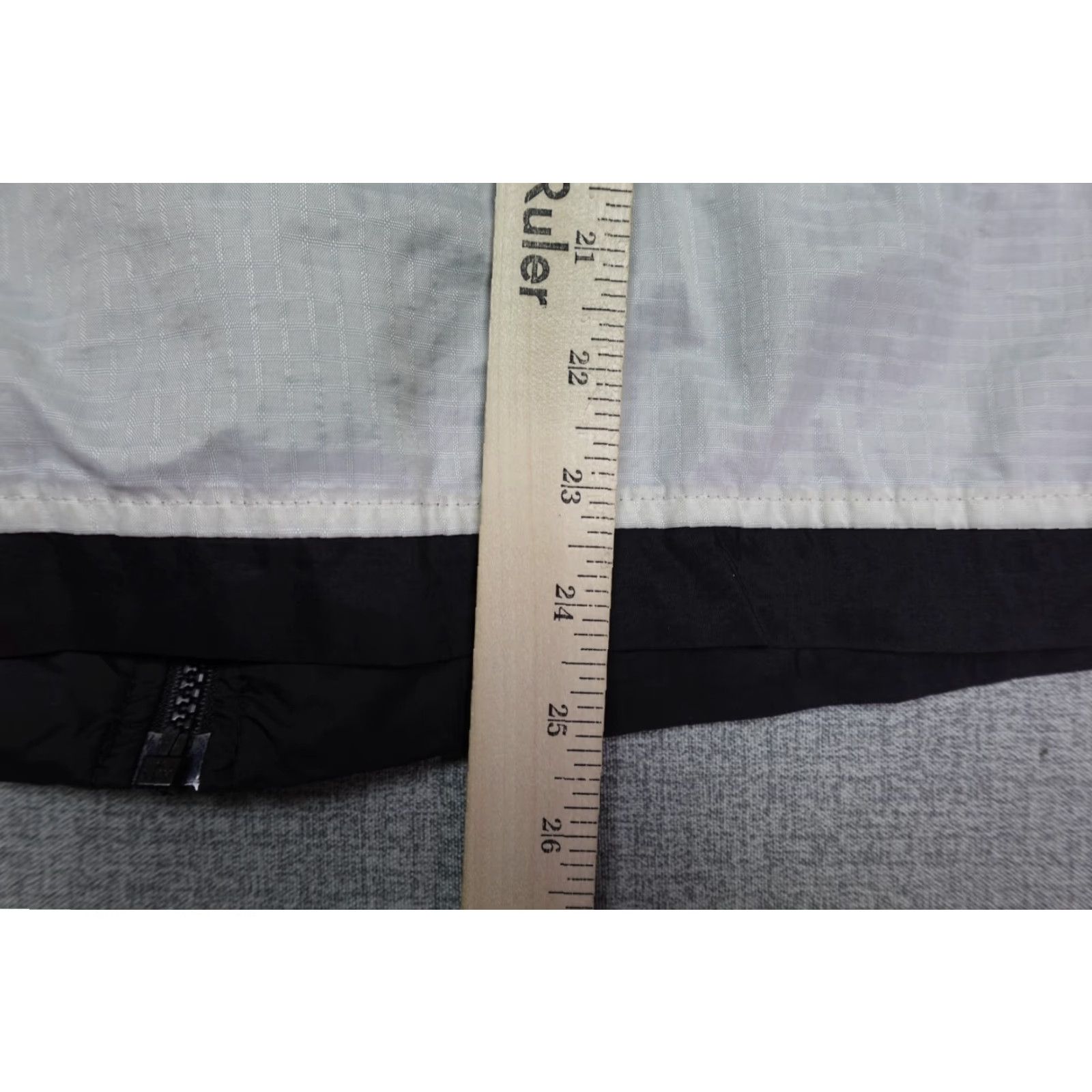 Nike Nike Jacket Womens Large Black Windbreaker Lightweight Track Warm Up Swishy Size L / US 10 / IT 46 - 7 Thumbnail