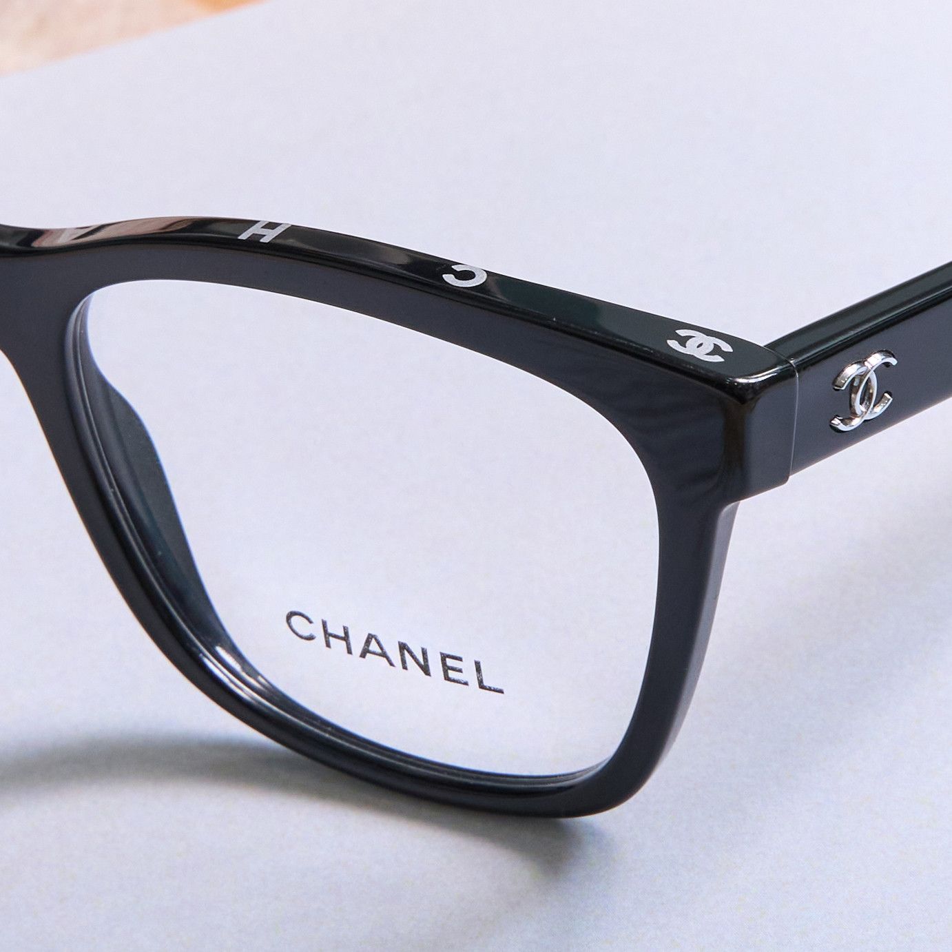 Chanel CHANEL 0CH3392 C501 Sunglasses Size ONE SIZE - 2 Thumbnail