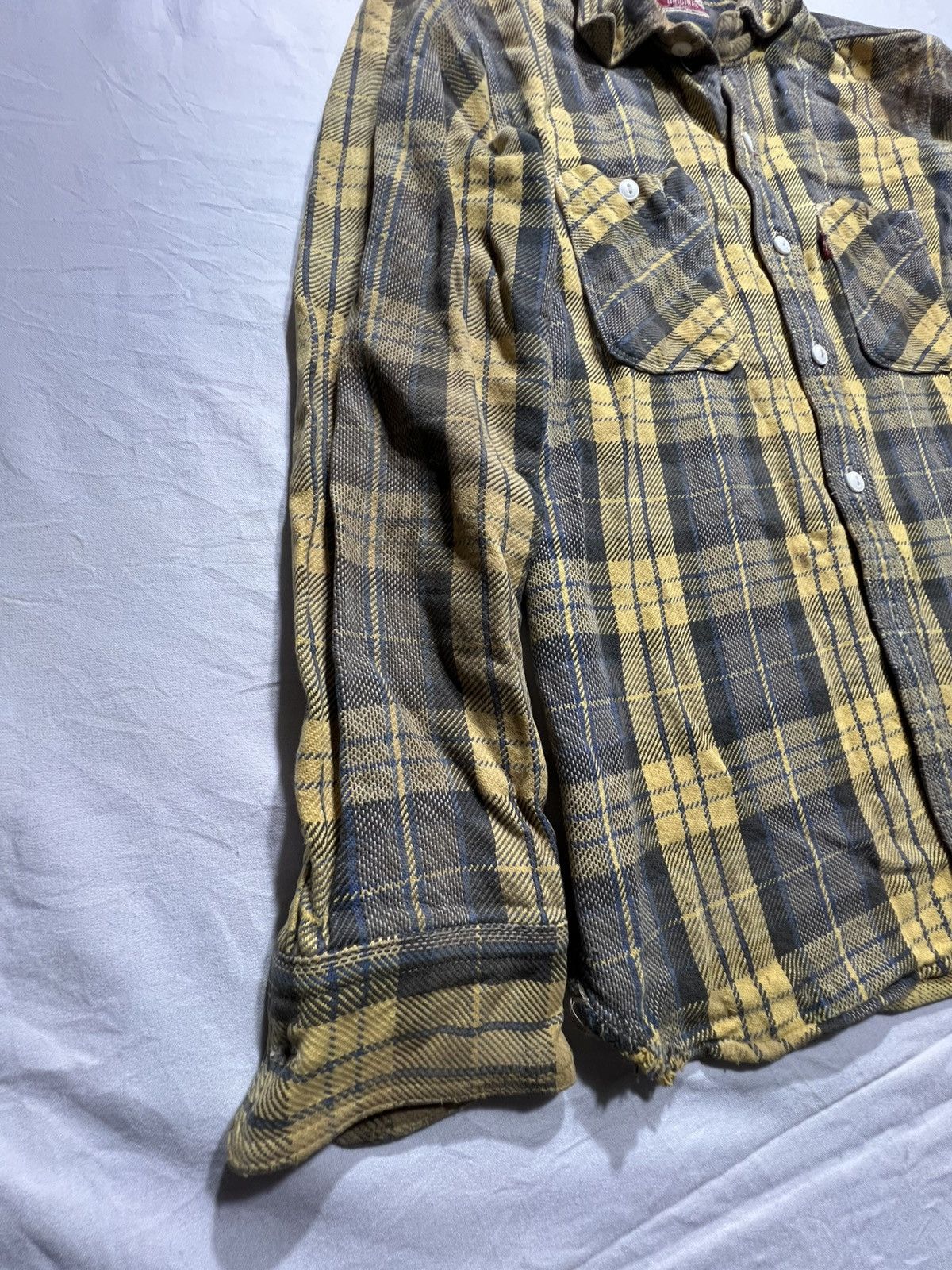 Levi's Levis yellow and black plaid flannel shirt Size US L / EU 52-54 / 3 - 2 Thumbnail
