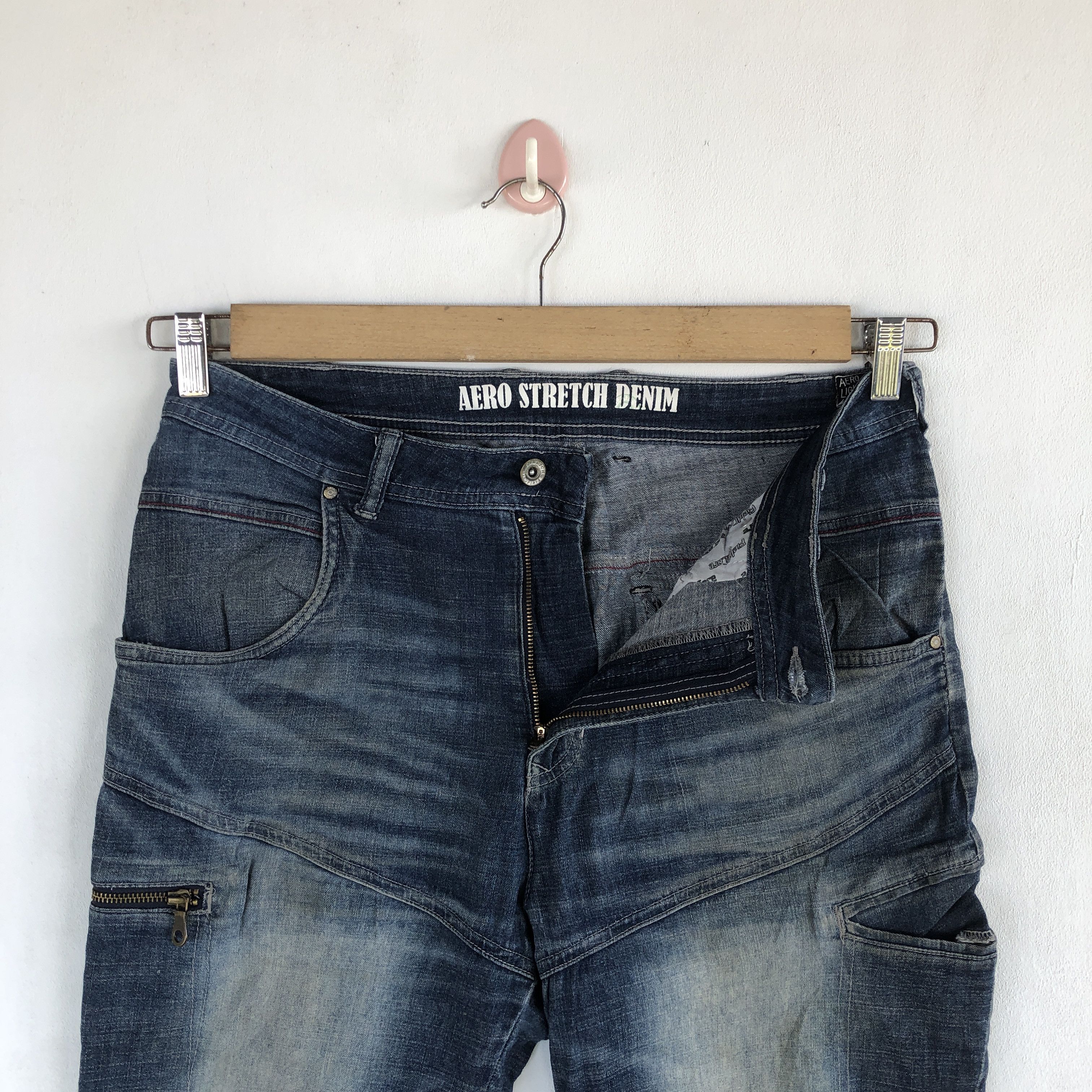 Japanese Brand Vintage Japanese Jeans Multi Pocket Cargo Pants Denim Size US 32 / EU 48 - 5 Thumbnail