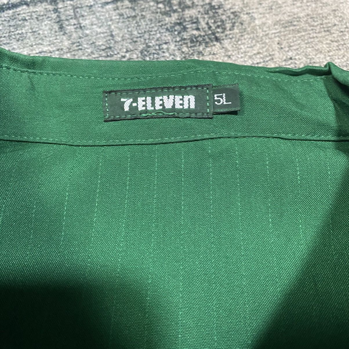 Seven 7 ‼️🔥Vintage Saven E Short Sleeve🔥‼️ Size US XXL / EU 58 / 5 - 7 Thumbnail