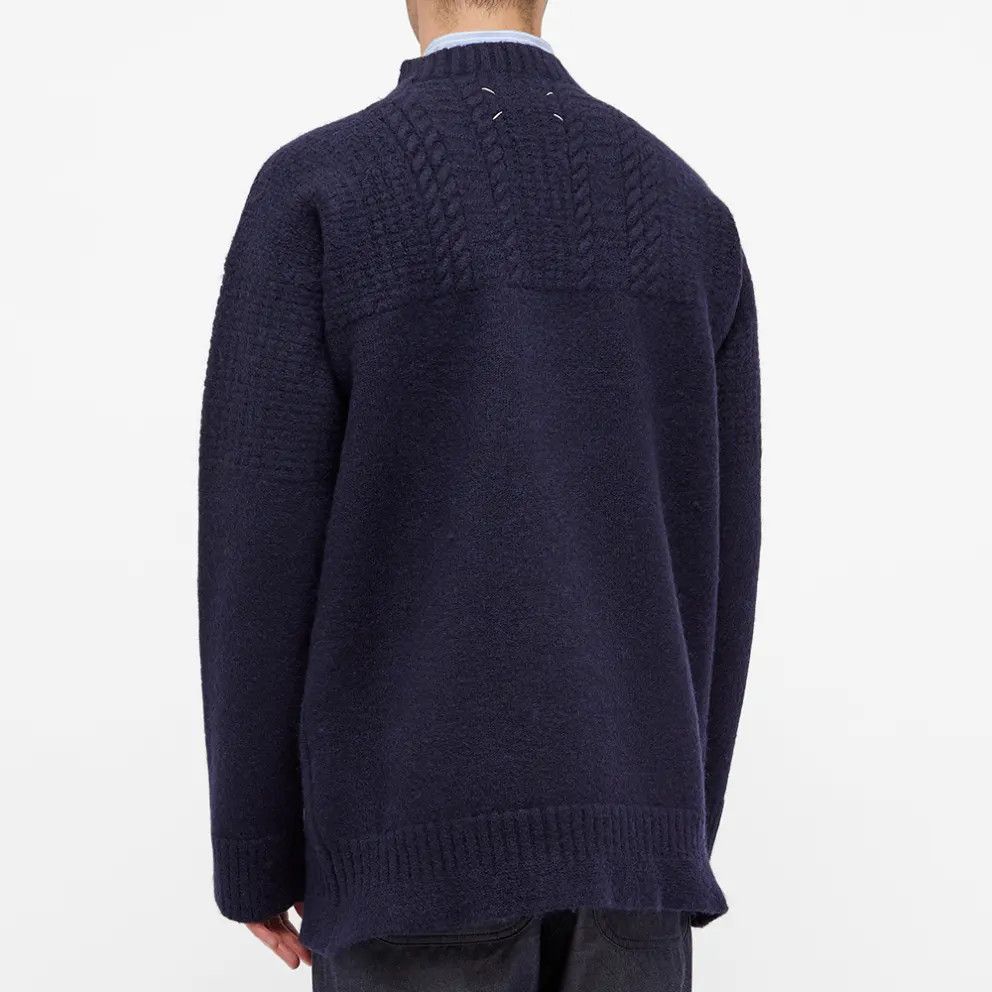 Maison Margiela o1tko11224 Mock-Neck Distressed Sweater in Navy Size US L / EU 52-54 / 3 - 5 Thumbnail