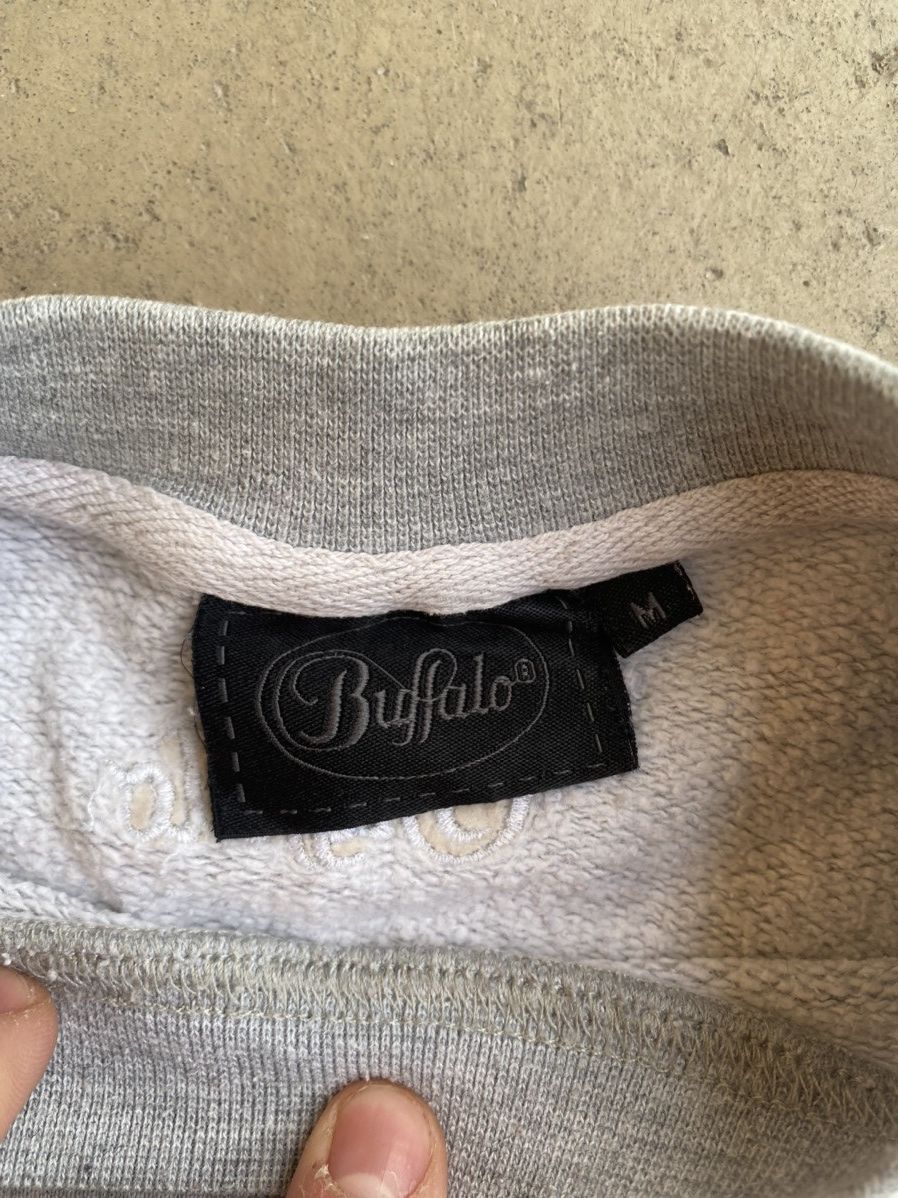 Buffalo London vintage buffalo centre big logo sweatshirt Y2K skater drip Size US M / EU 48-50 / 2 - 8 Thumbnail