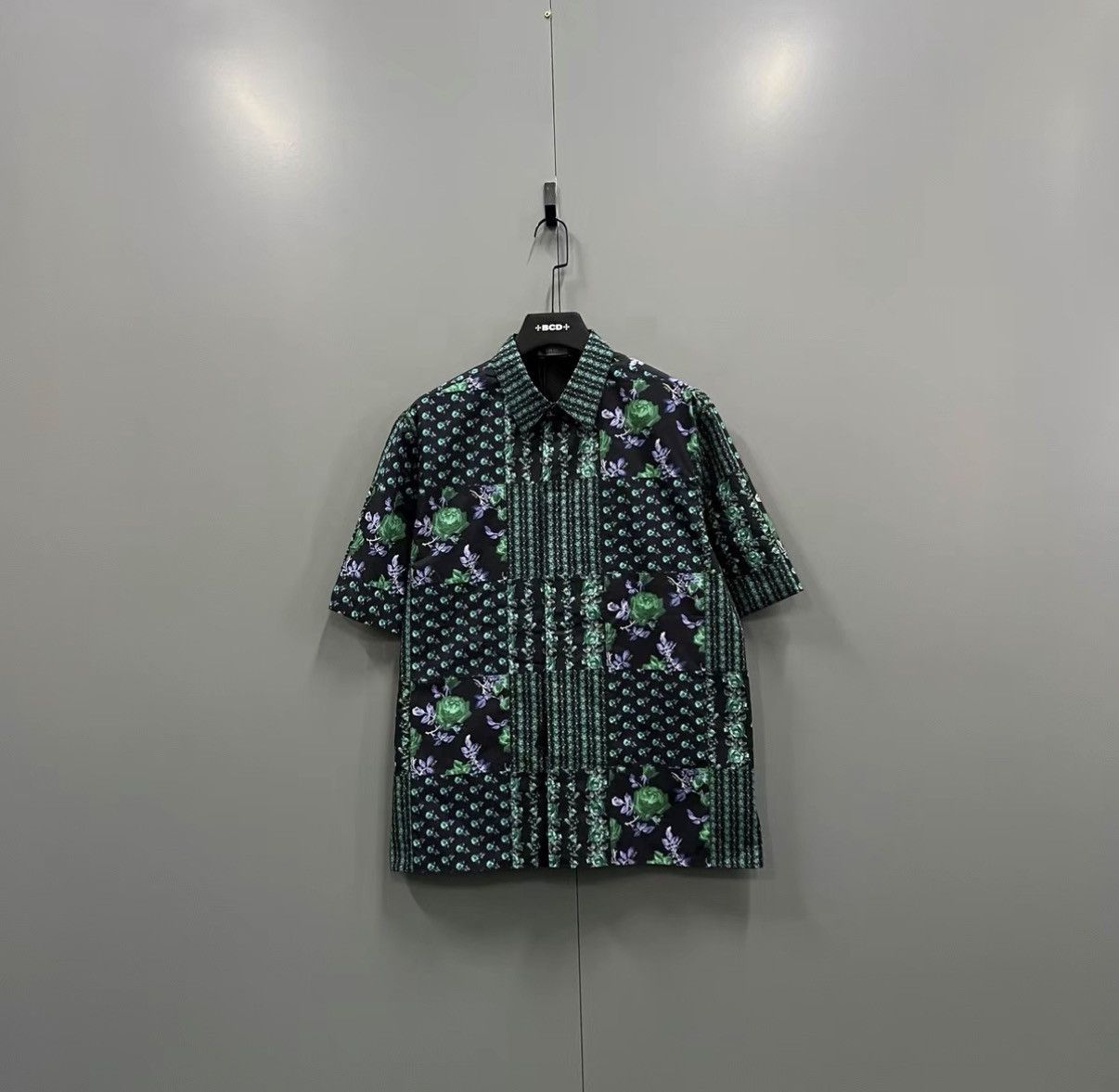 Dior Dior Rose Floral Spliced Short-Sleeve Shirt J41 Size S / US 4 / IT 40 - 1 Thumbnail