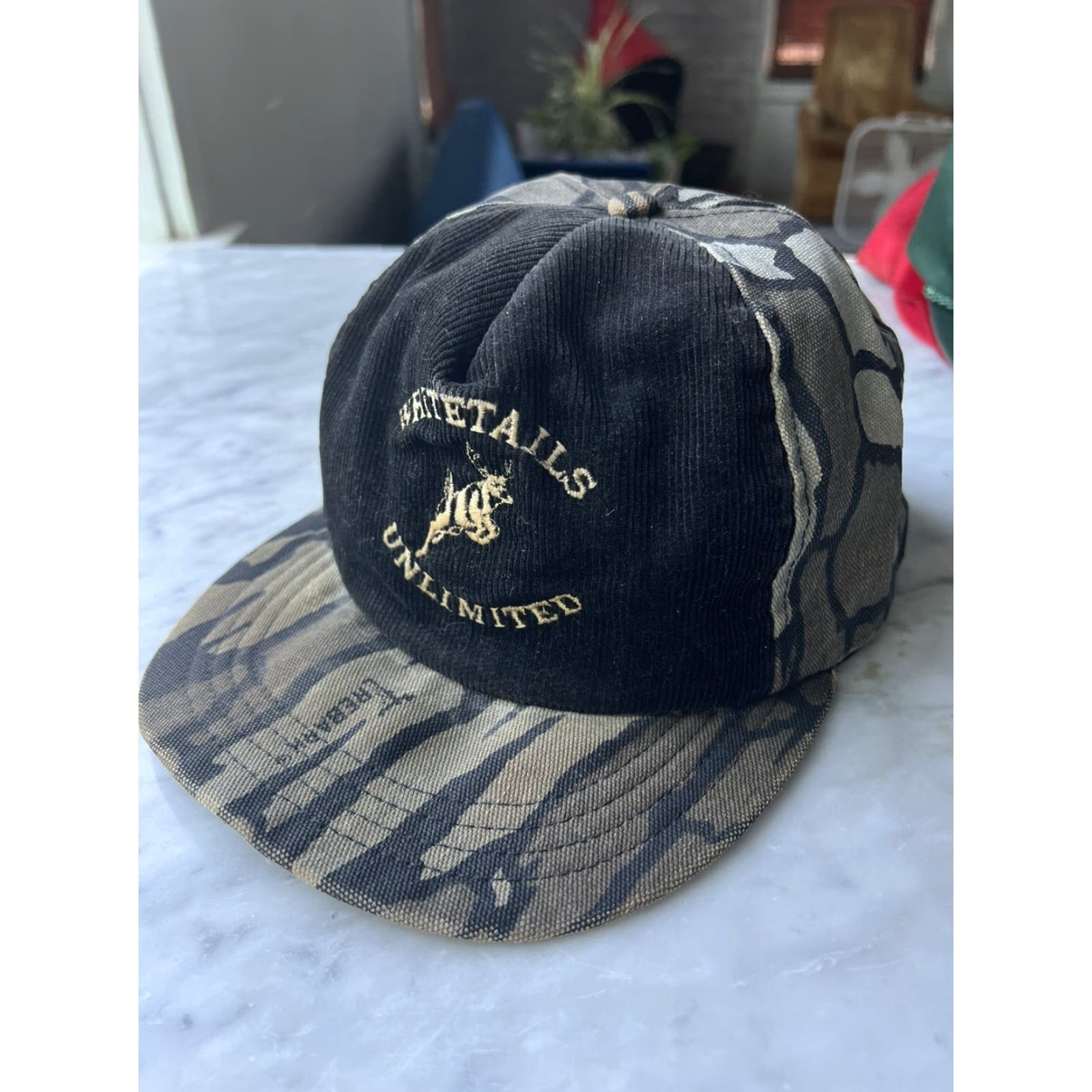 Vintage Vtg Whitetails Unlimited Cap Hat Baseball Camouflage Buck Deer Hunting Adjustable Unisex Adults Cotton Polyester Canvas Realtree Distressed Size ONE SIZE - 2 Thumbnail