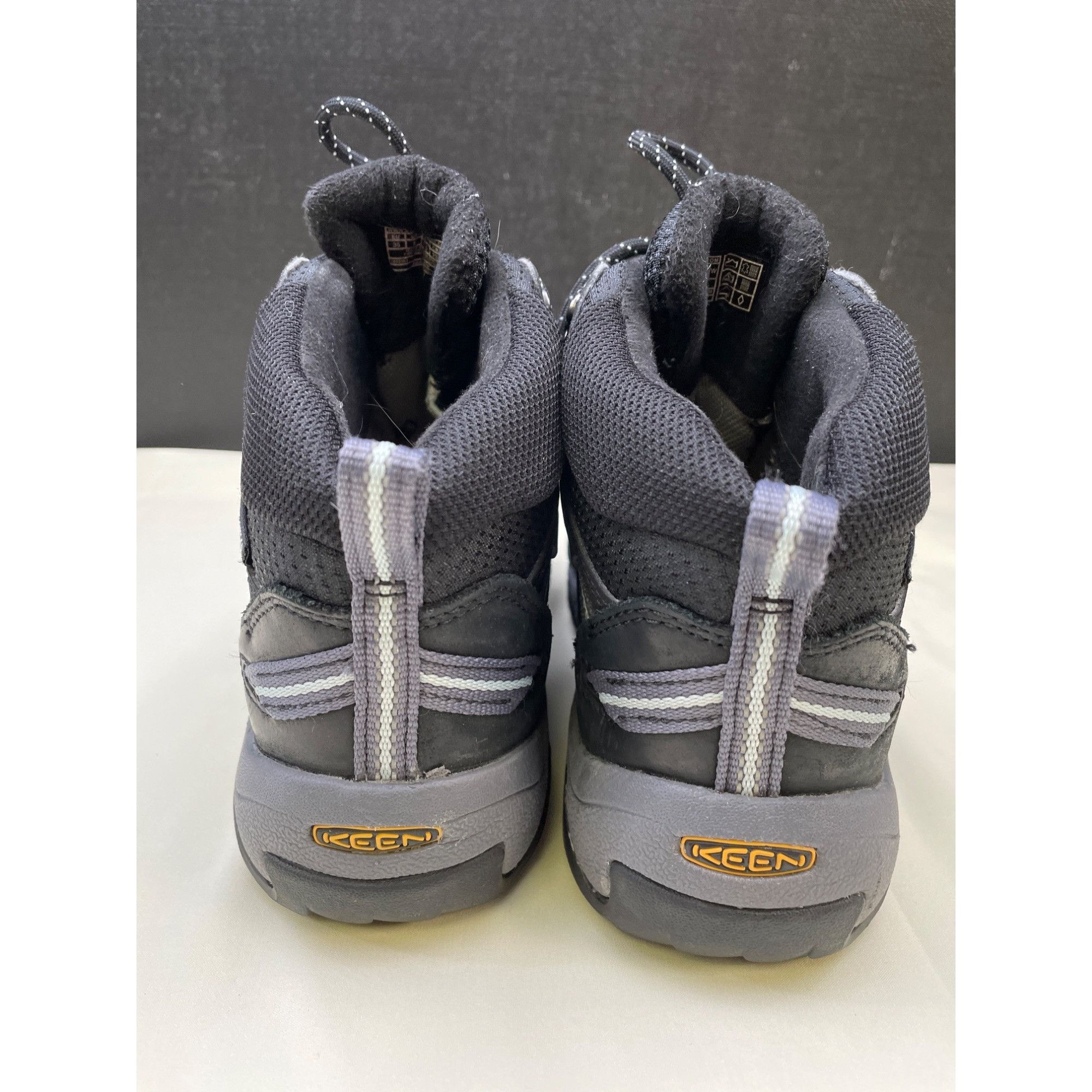 KEEN Keen Women's Black Mid Waterproof Hiking Boots/Ankle Shoes S Size US 6 / IT 36 - 5 Thumbnail