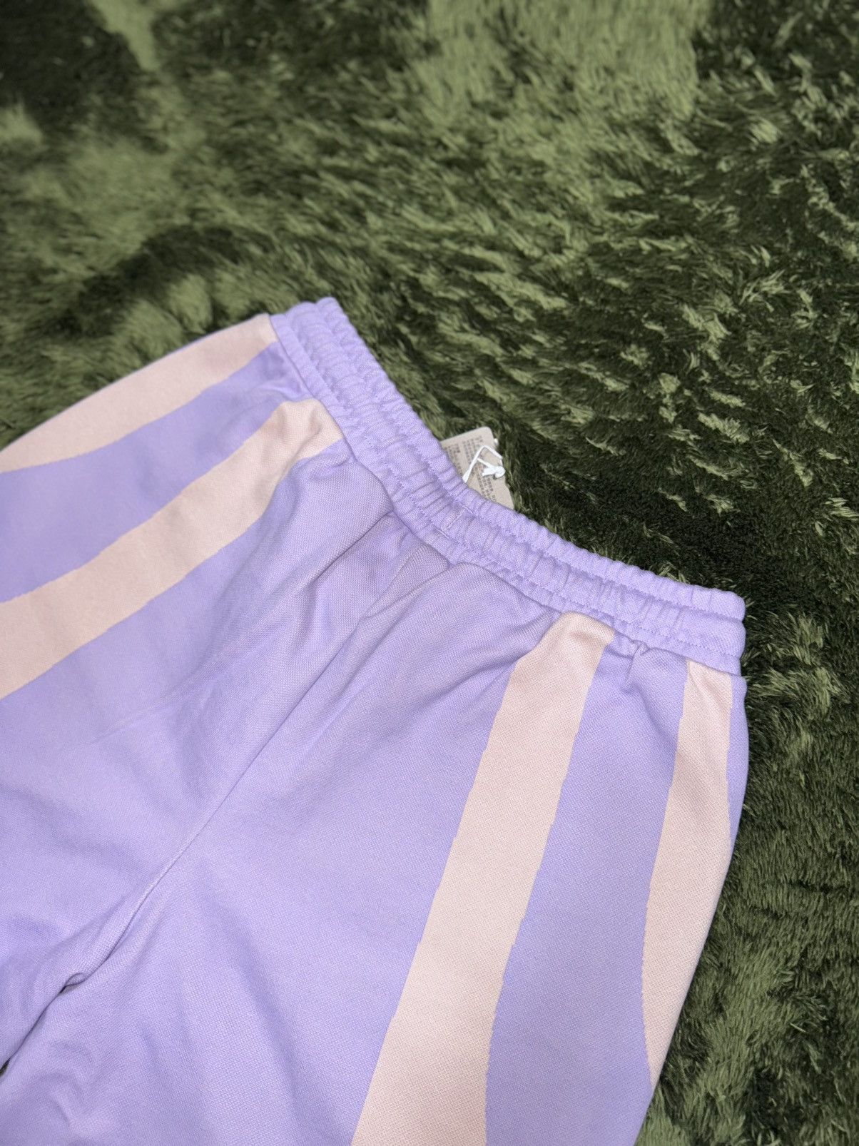 Designer × KidSuper × Puma [S] KIDSUPER STUDIOS X PUMA collaboration shorts violet Size US 32 / EU 48 - 7 Thumbnail