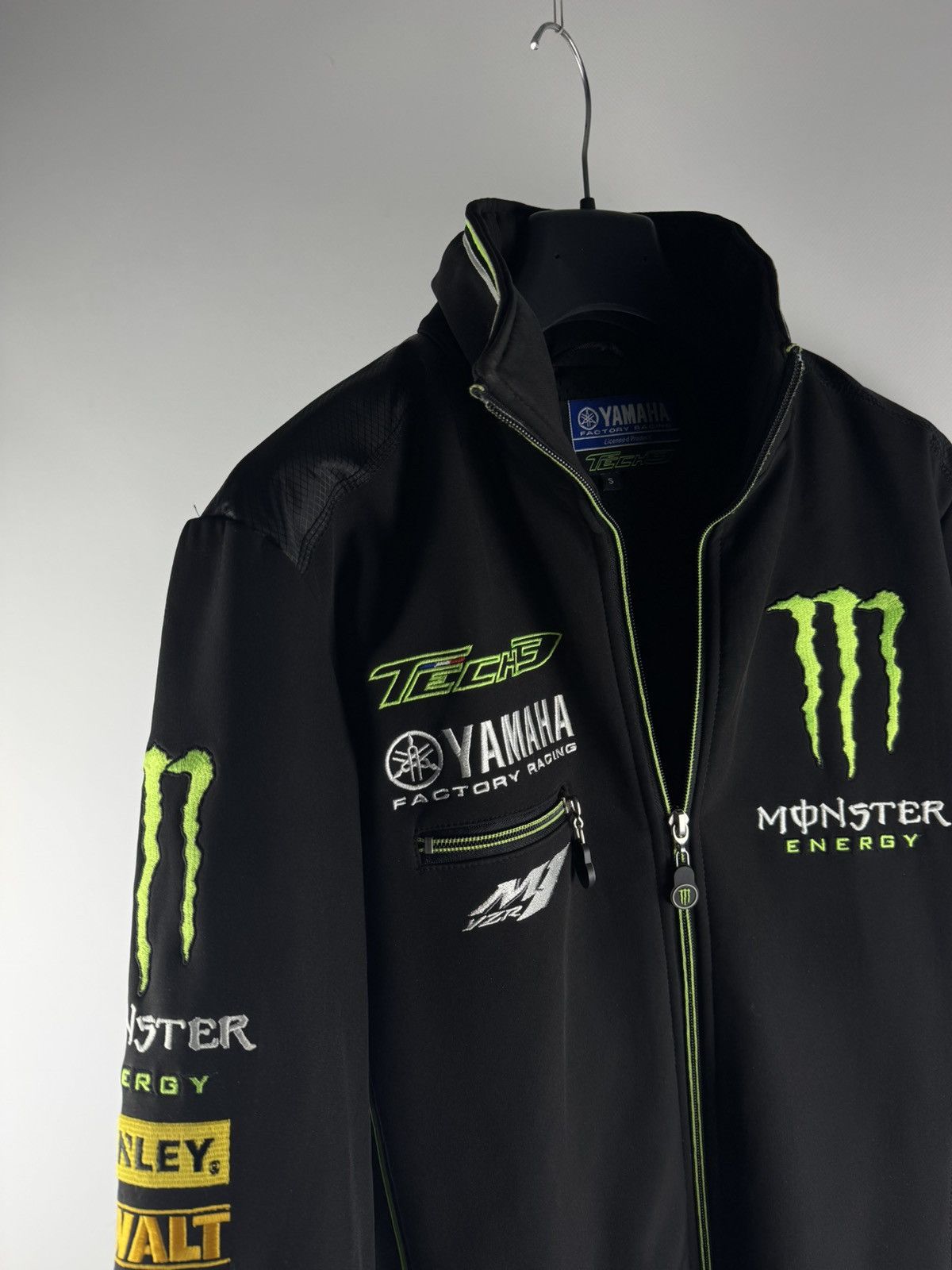 Fox Racing Monster Energy Yamaha Tech3 Softshell Racing Jacket Black Size US S / EU 44-46 / 1 - 3 Thumbnail