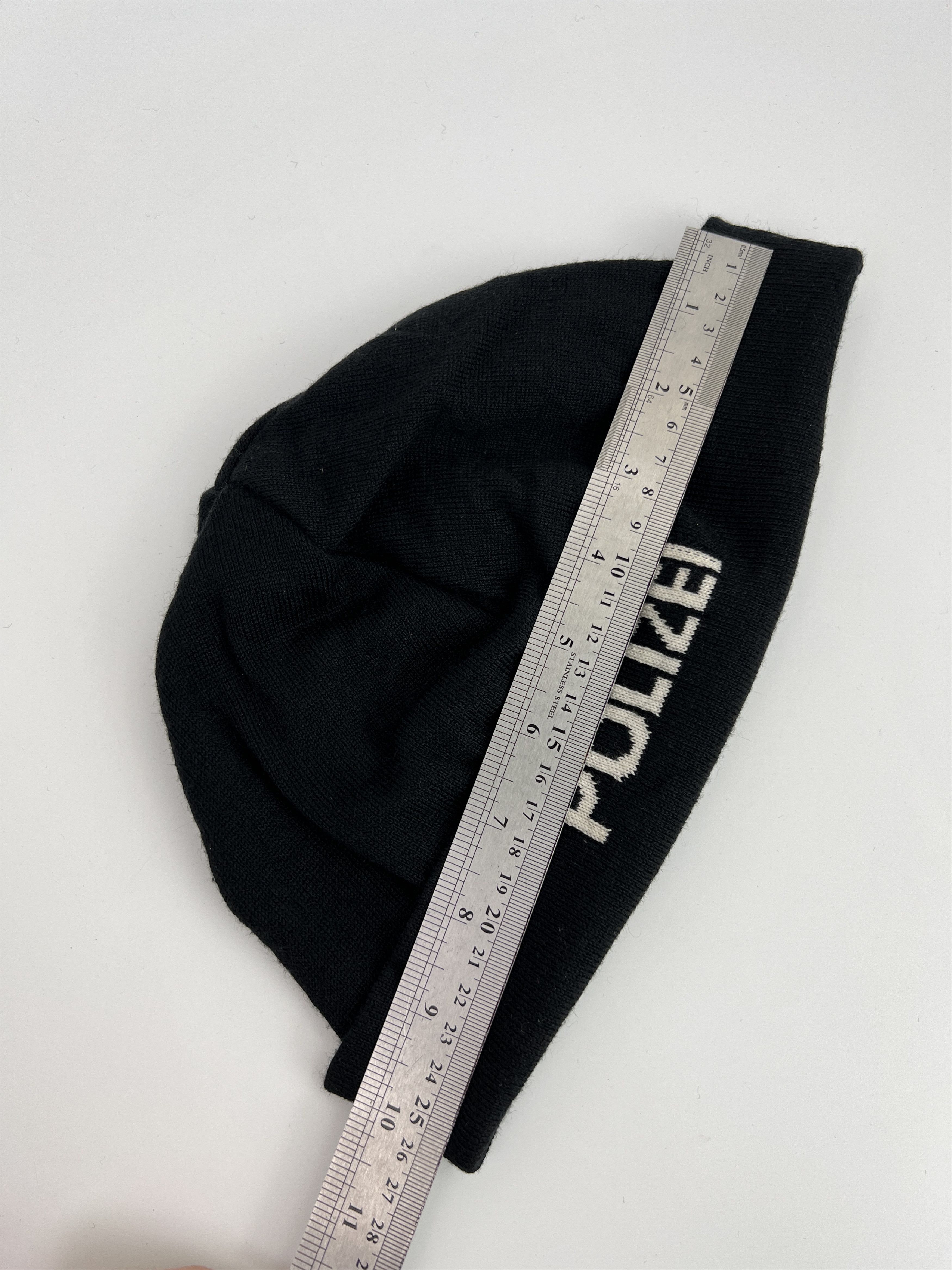 Vintage Vintage y2k Polizei Black Wool Beanie Hat Size ONE SIZE - 7 Thumbnail