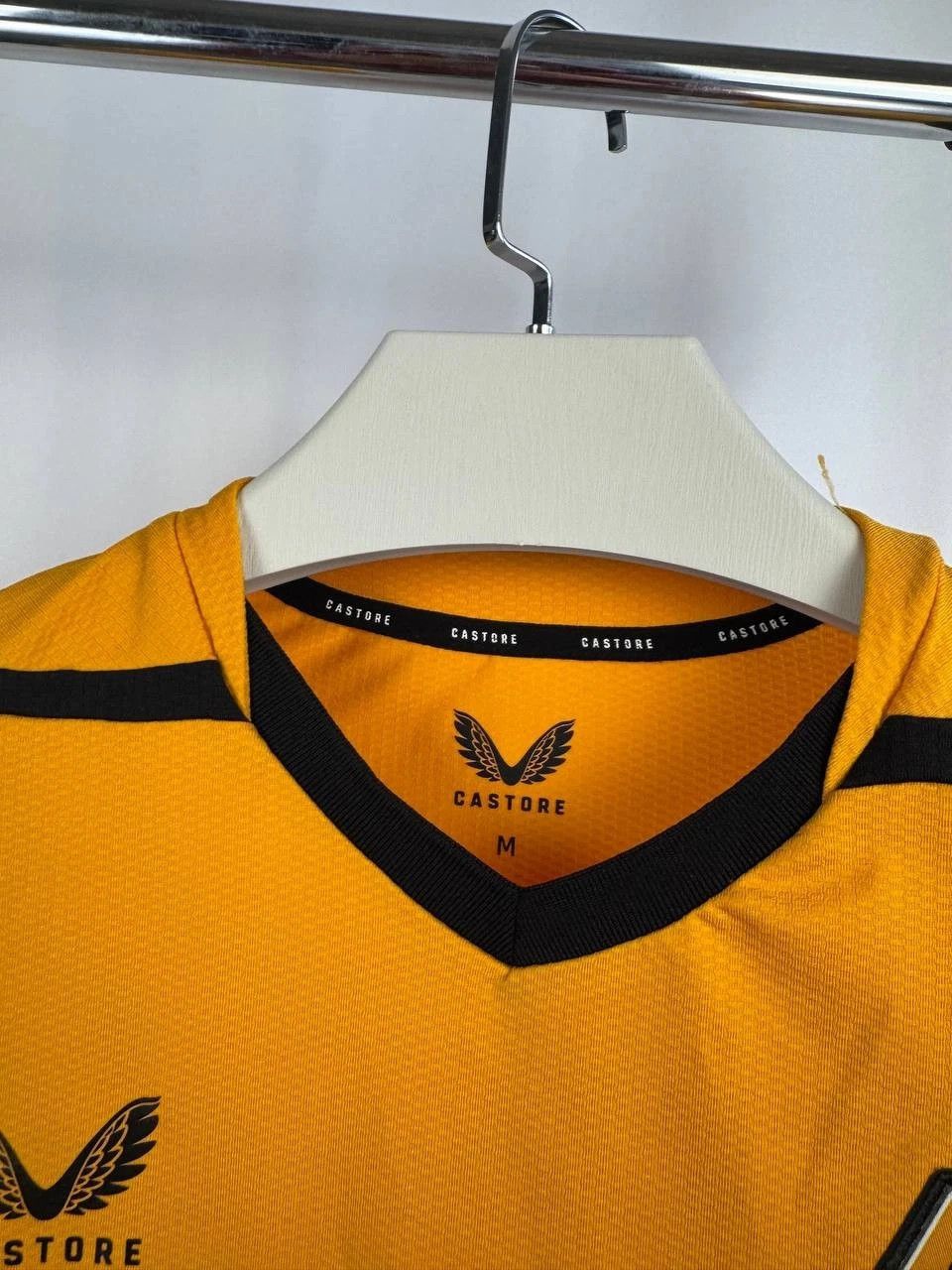 Castore Castore Wolverhampton Wanderers Wolves Home Football Shirt Size US M / EU 48-50 / 2 - 9 Thumbnail