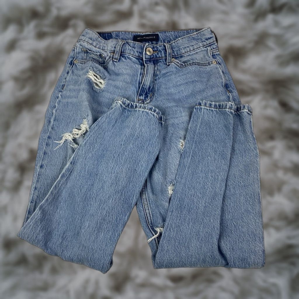 Vintage Aéropostale Jeans Mom Jean Distressed High Rise Light Wash Size 2 Women's Regular Blue Denim 26in Inseam Size 26" / US 2 / IT 38 - 1 Thumbnail