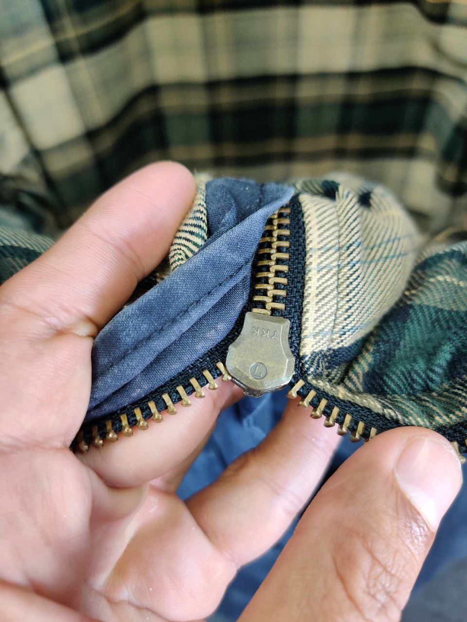 Brooks Brothers Vintage Brooks Brothers Classic Tartan Cotton Waxed Jacket Size US L / EU 52-54 / 3 - 13 Thumbnail