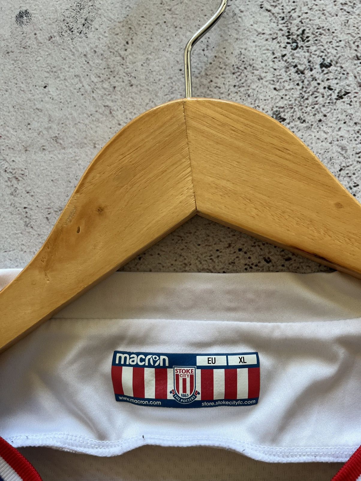 Macron MACRON STOKE CITY 2020/2021 HOME SOCCER JERSEY,FOOTBALL Size US XL / EU 56 / 4 - 7 Thumbnail