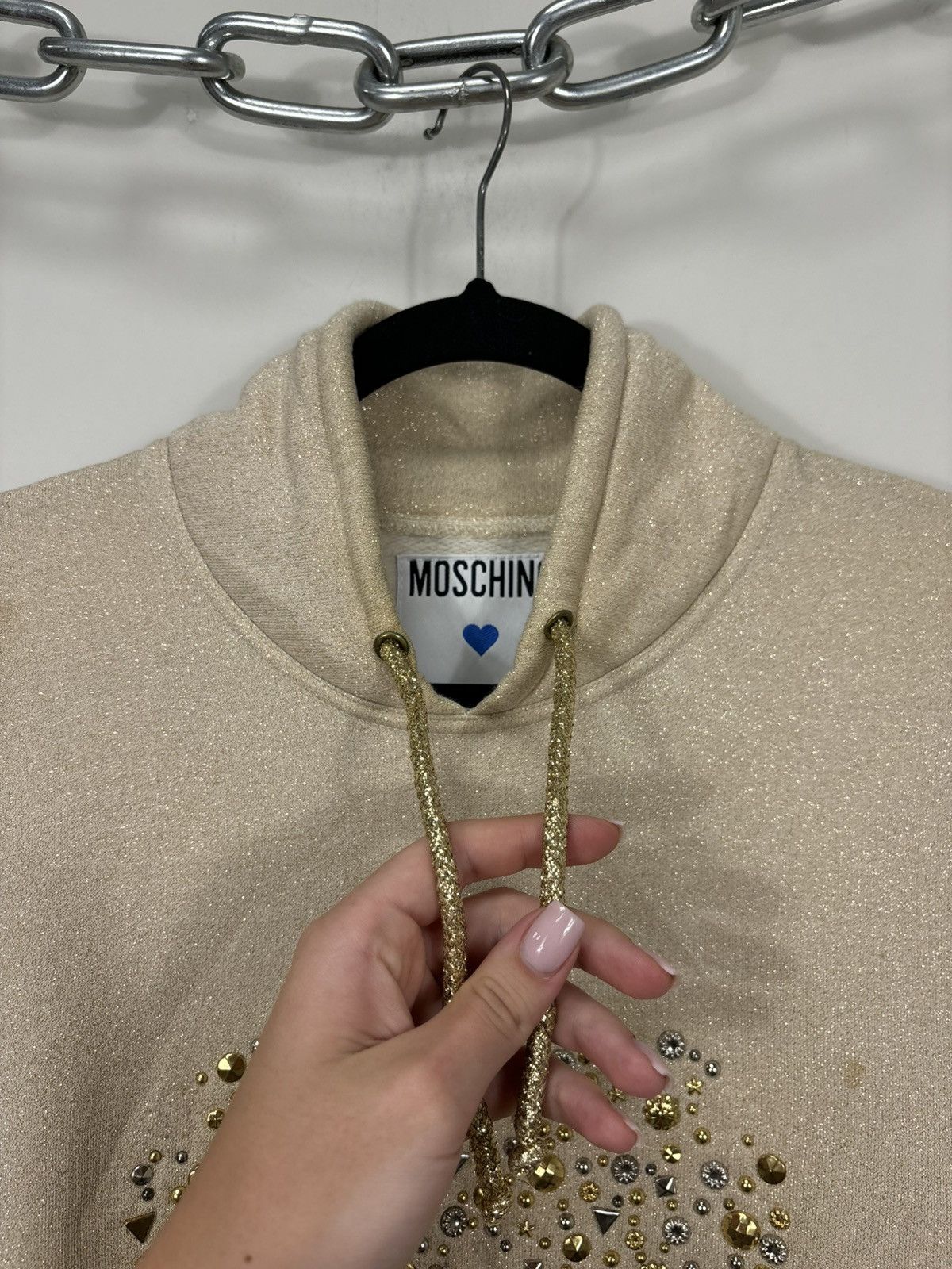 Moschino Vintage Moschino Women’s Heart Rhinestones Logo Hoodie Size M / US 6-8 / IT 42-44 - 8 Thumbnail