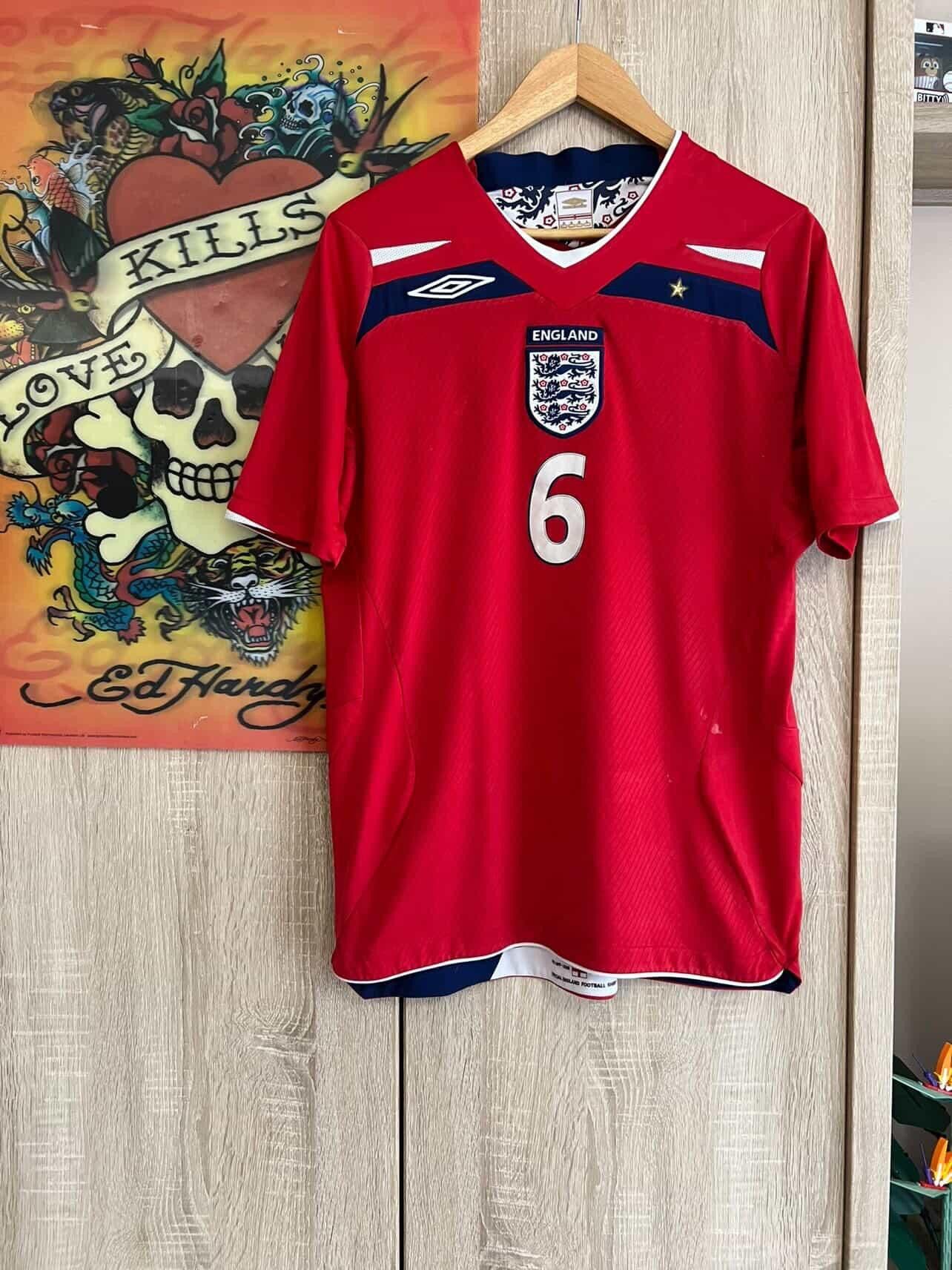 Umbro Umbro England 2008/2010 John Terry Football Shirt 🔥💥 Size US M / EU 48-50 / 2 - 7 Thumbnail